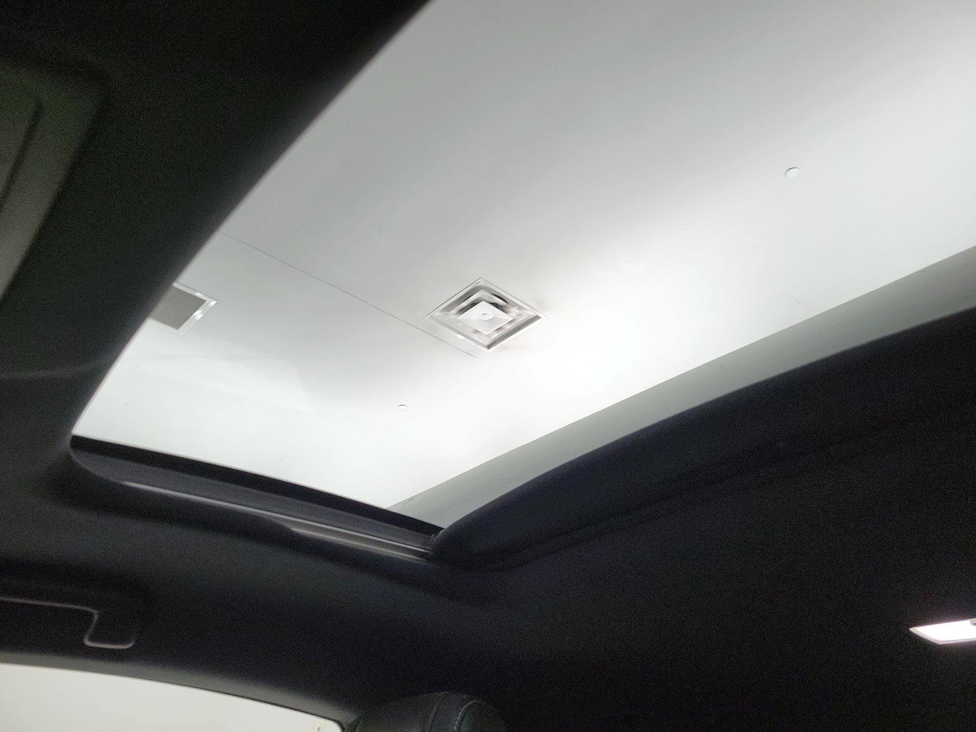 Thumbnail: 2020 Lexus RC - 19