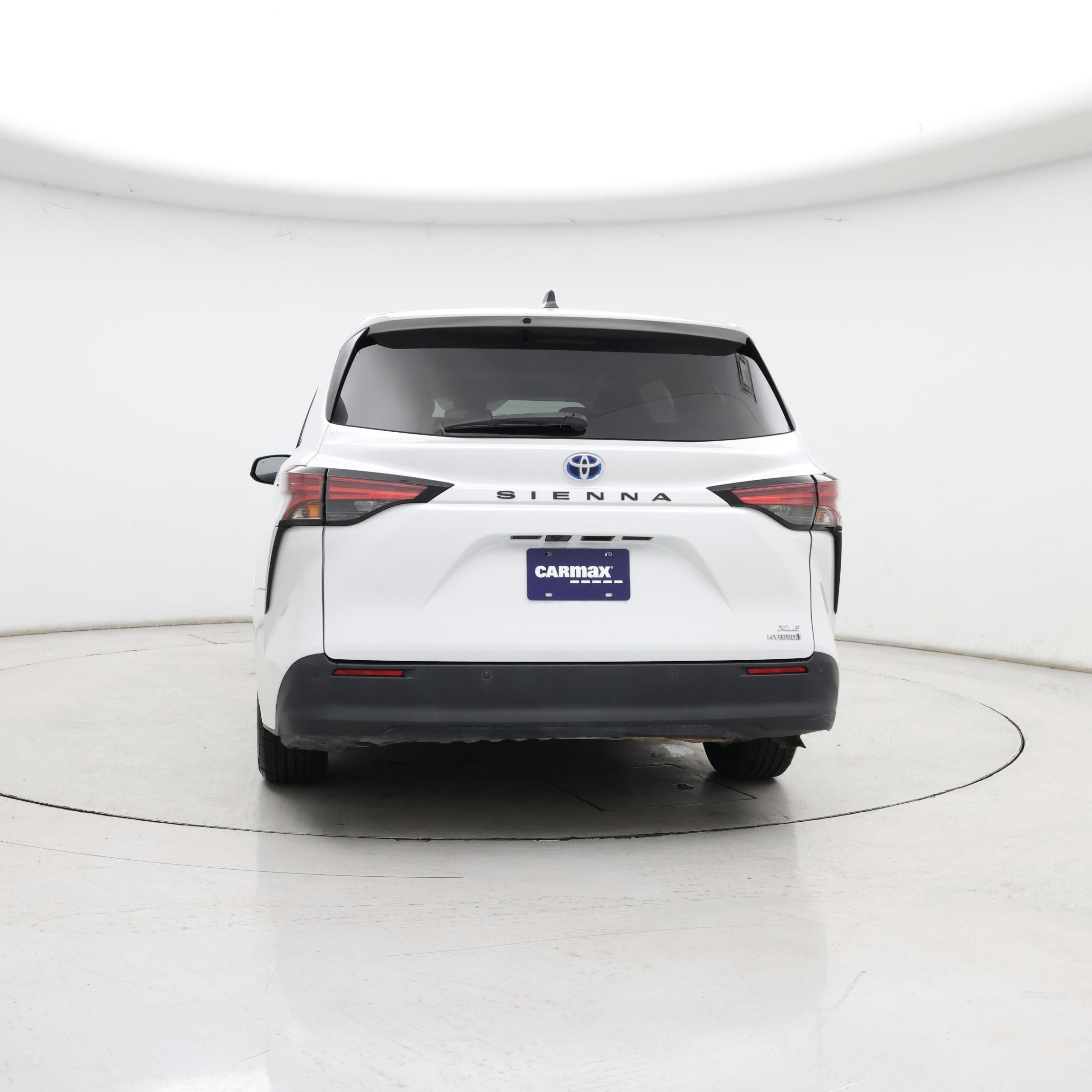 Thumbnail: 2022 Toyota Sienna - 6