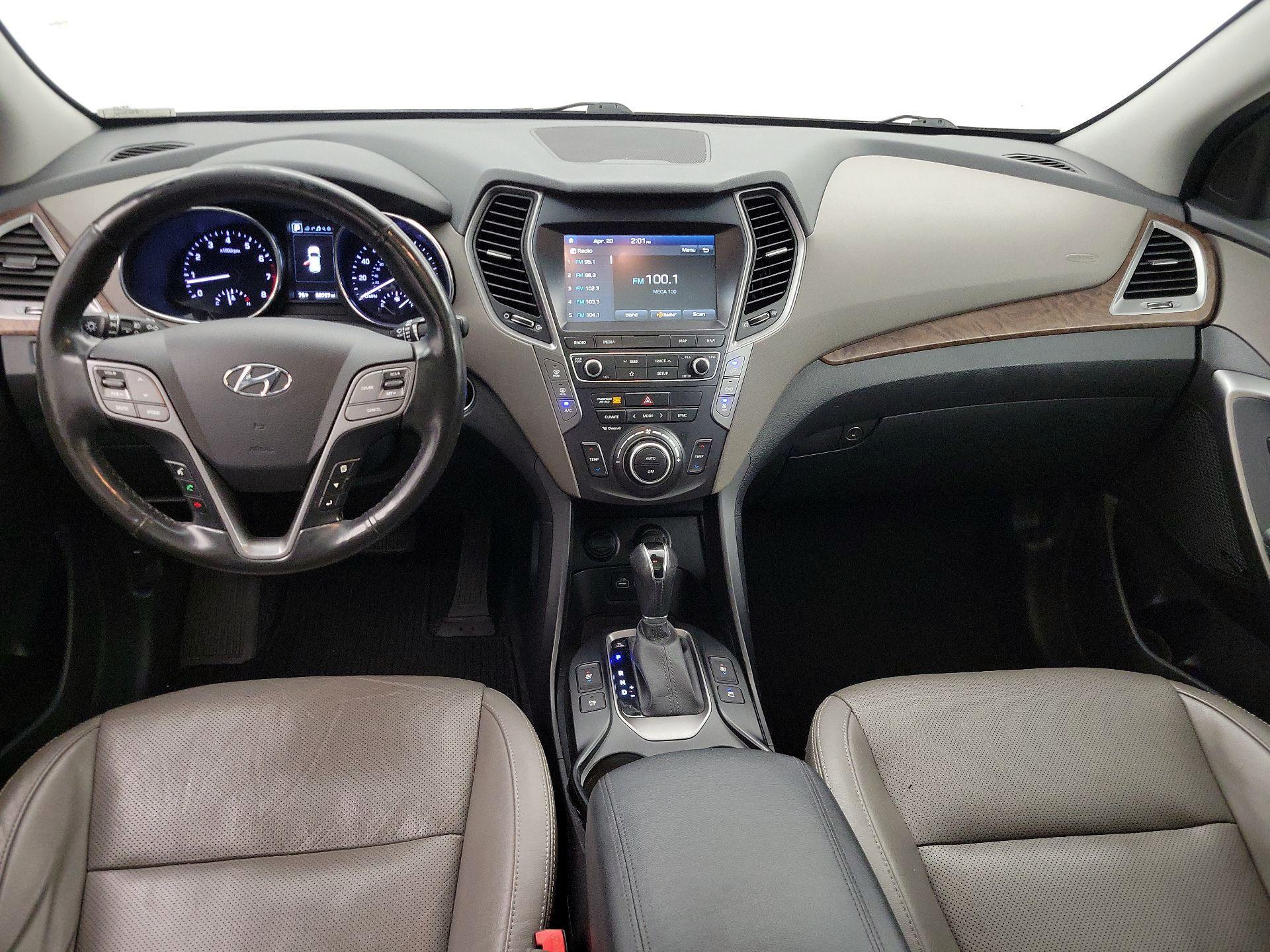 Thumbnail: 2019 Hyundai Santa Fe - 9