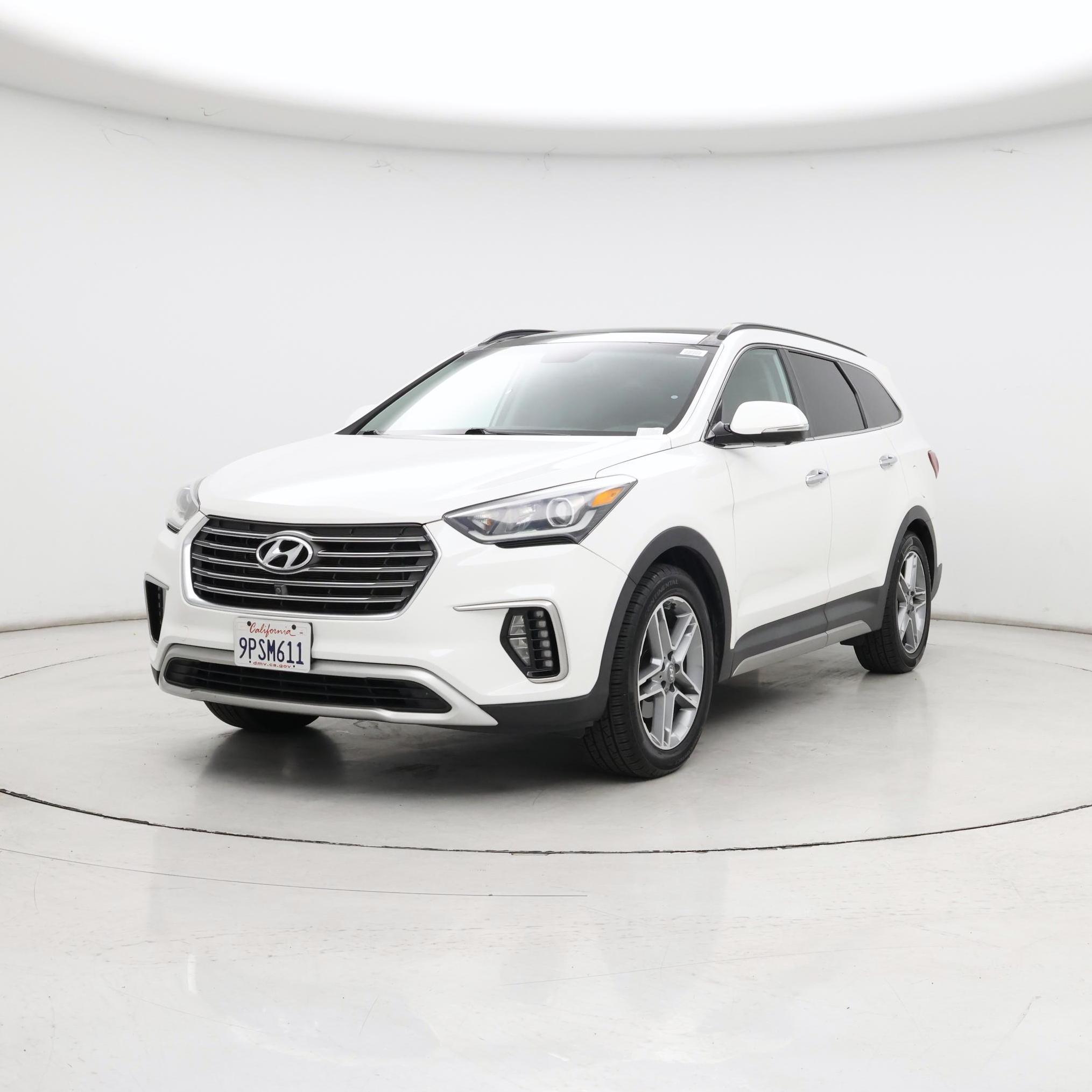 Thumbnail: 2019 Hyundai Santa Fe - 4