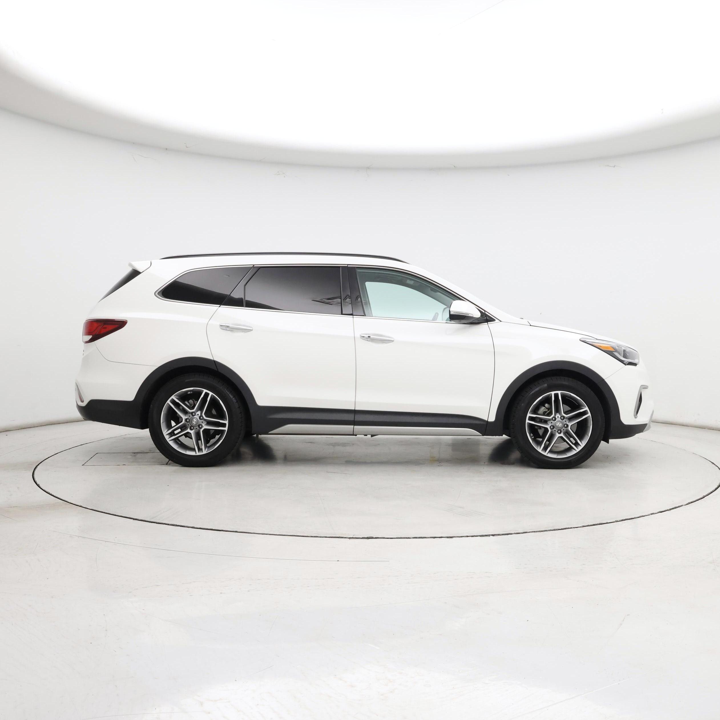 Thumbnail: 2019 Hyundai Santa Fe - 7