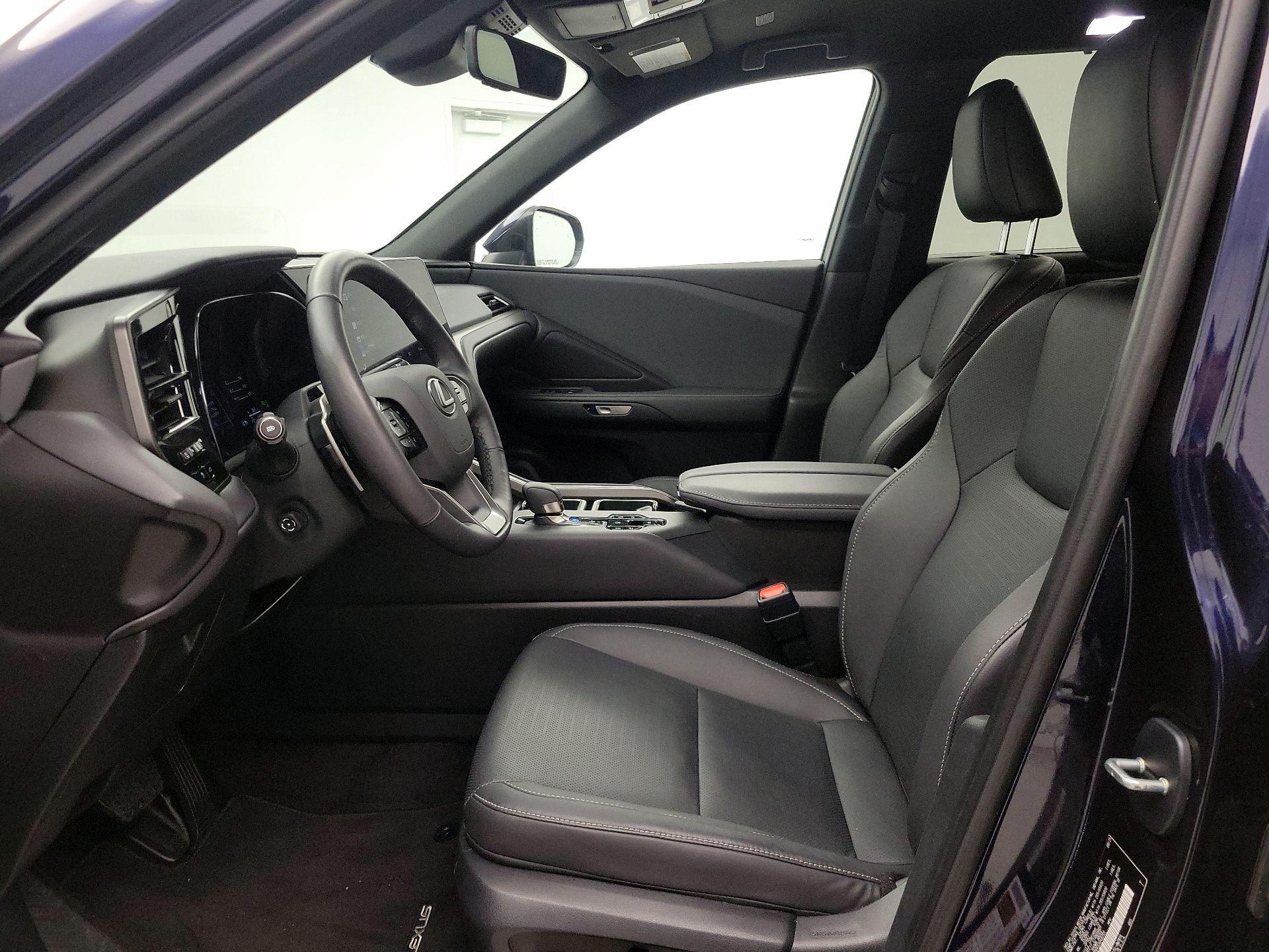 Thumbnail: 2025 Lexus TX - 11