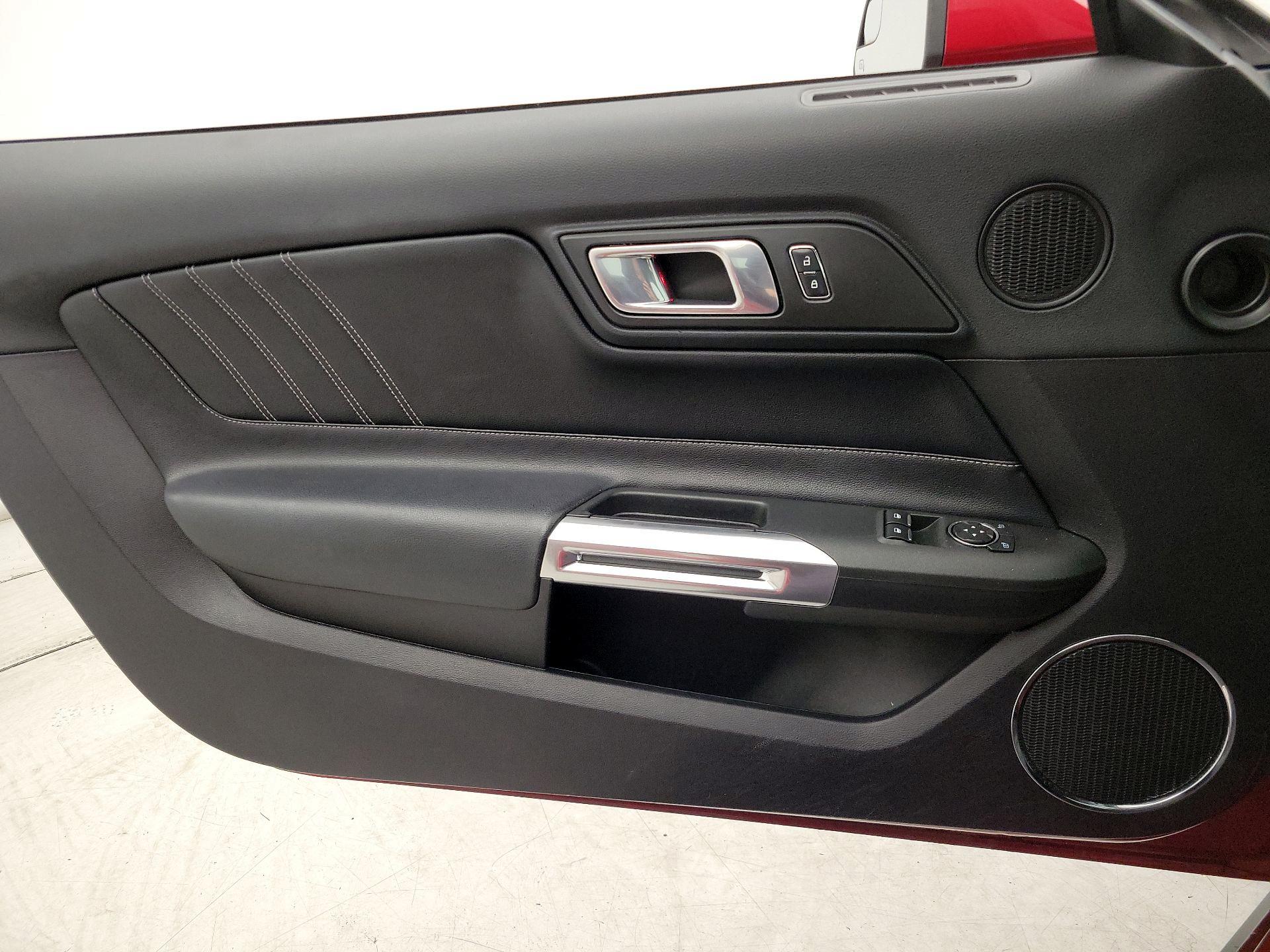 Thumbnail: 2018 Ford Mustang - 12