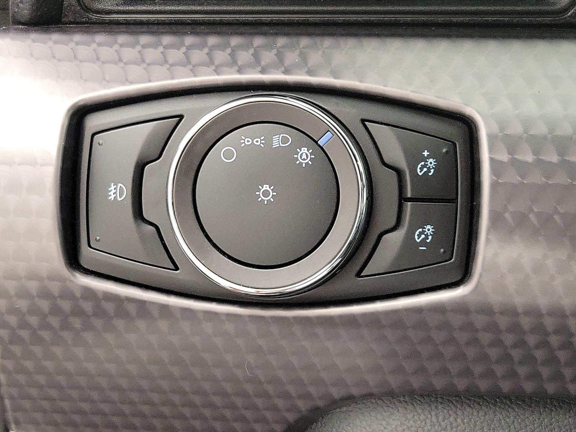 Thumbnail: 2018 Ford Mustang - 13