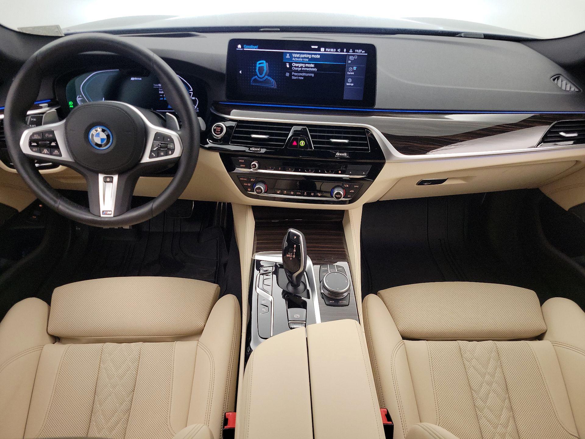 Thumbnail: 2023 BMW 5 Series - 9