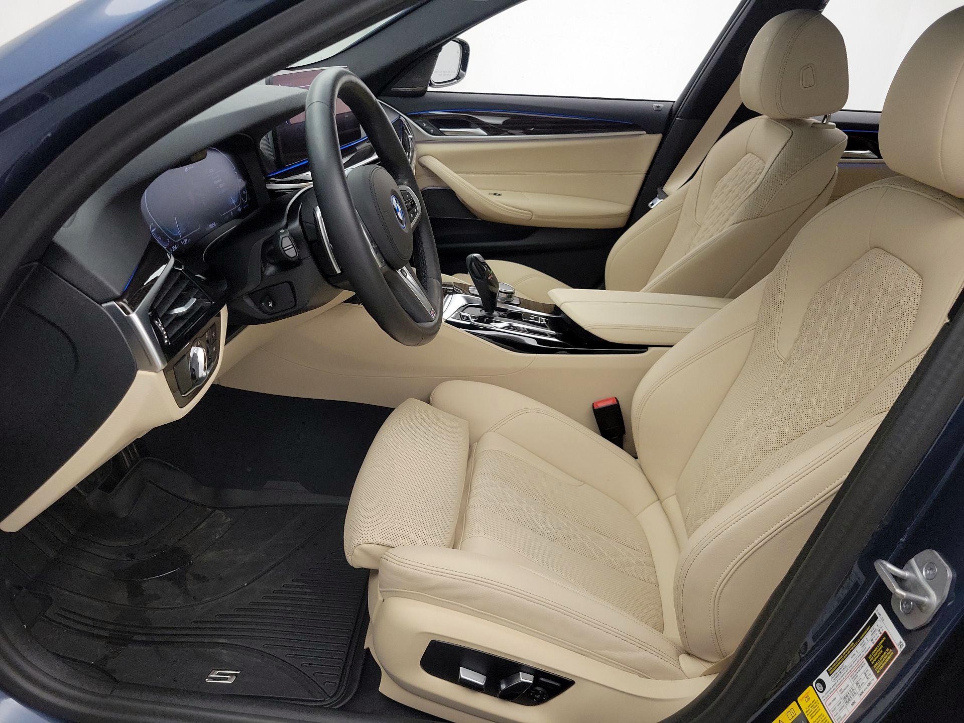 Thumbnail: 2023 BMW 5 Series - 11