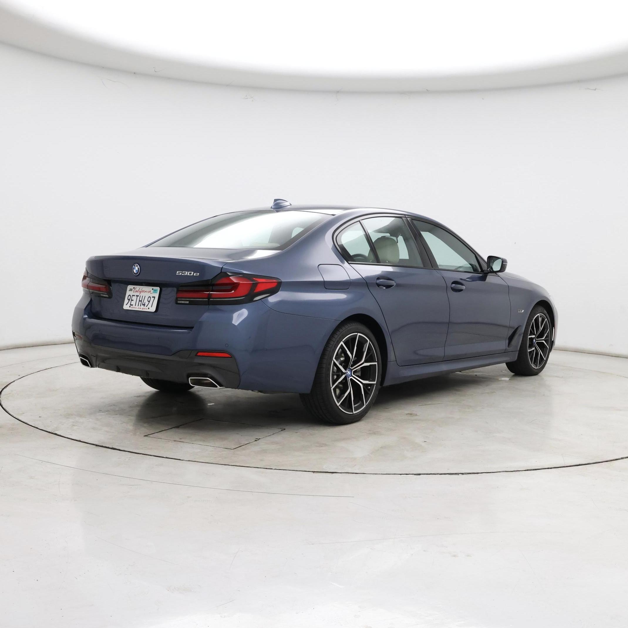 Thumbnail: 2023 BMW 5 Series - 8