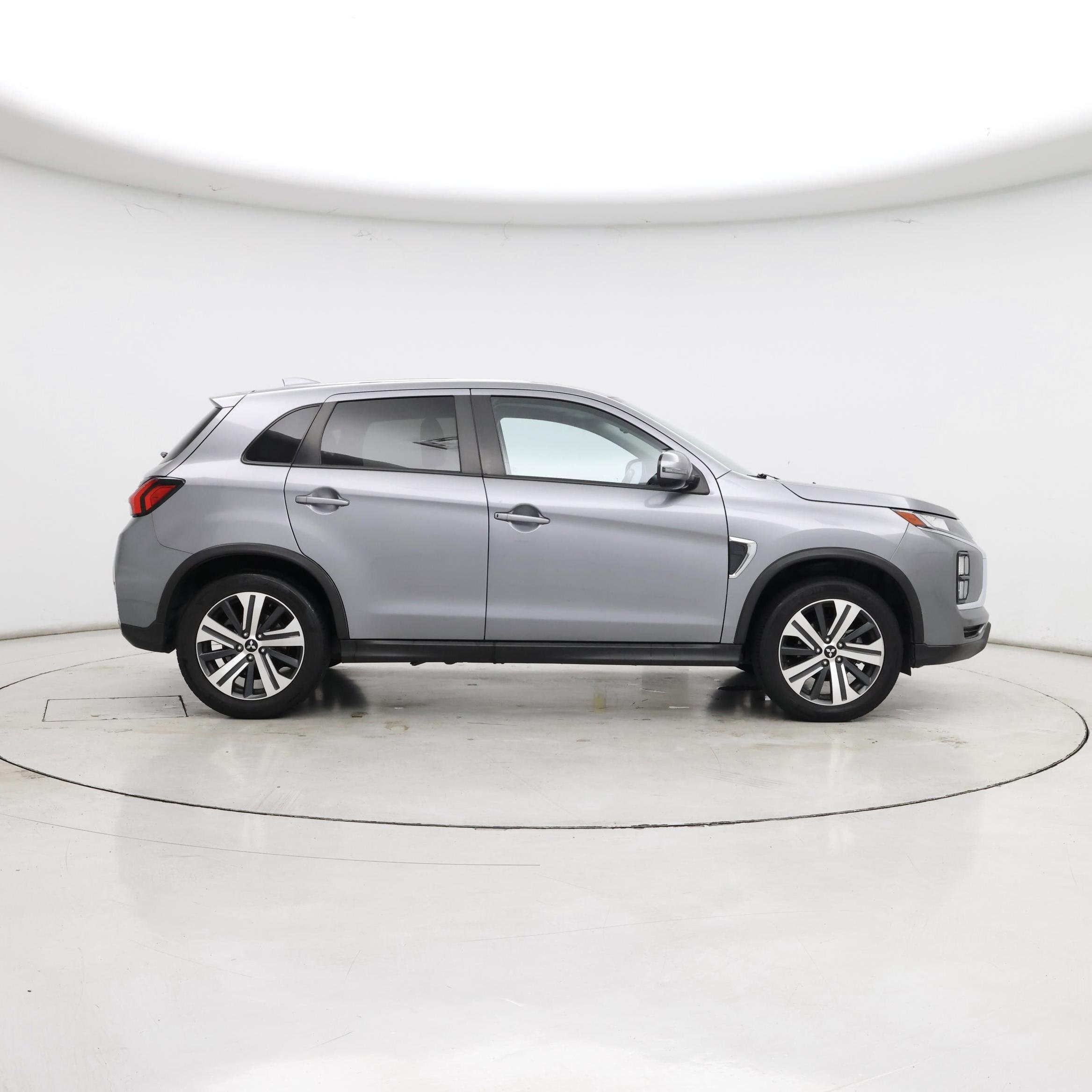 Thumbnail: 2022 Mitsubishi Outlander Sport - 7