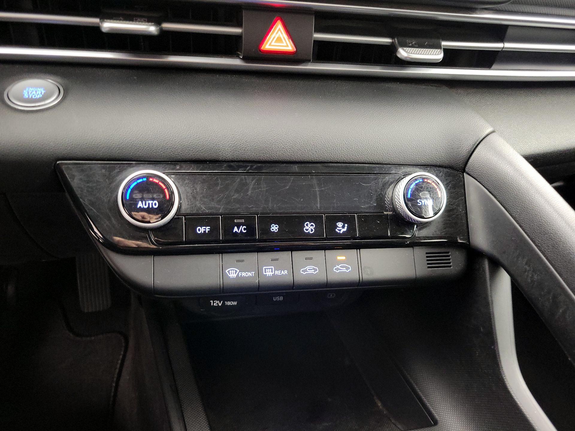 Thumbnail: 2021 Hyundai Elantra - 16