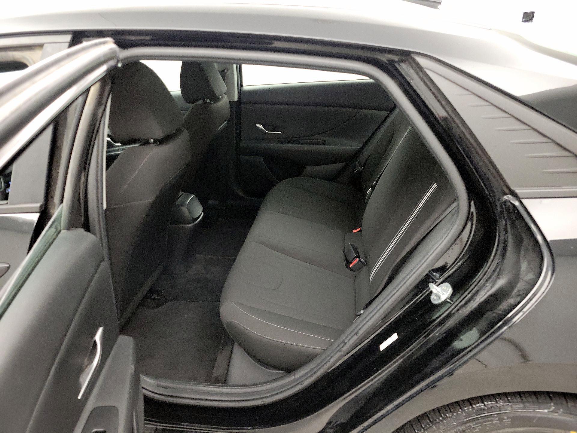 Thumbnail: 2021 Hyundai Elantra - 19