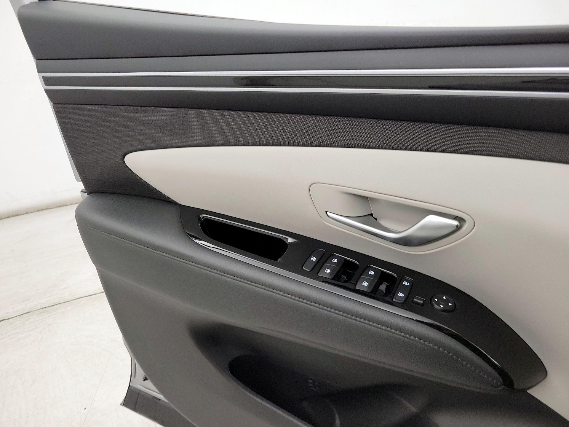 Thumbnail: 2024 Hyundai Tucson - 12