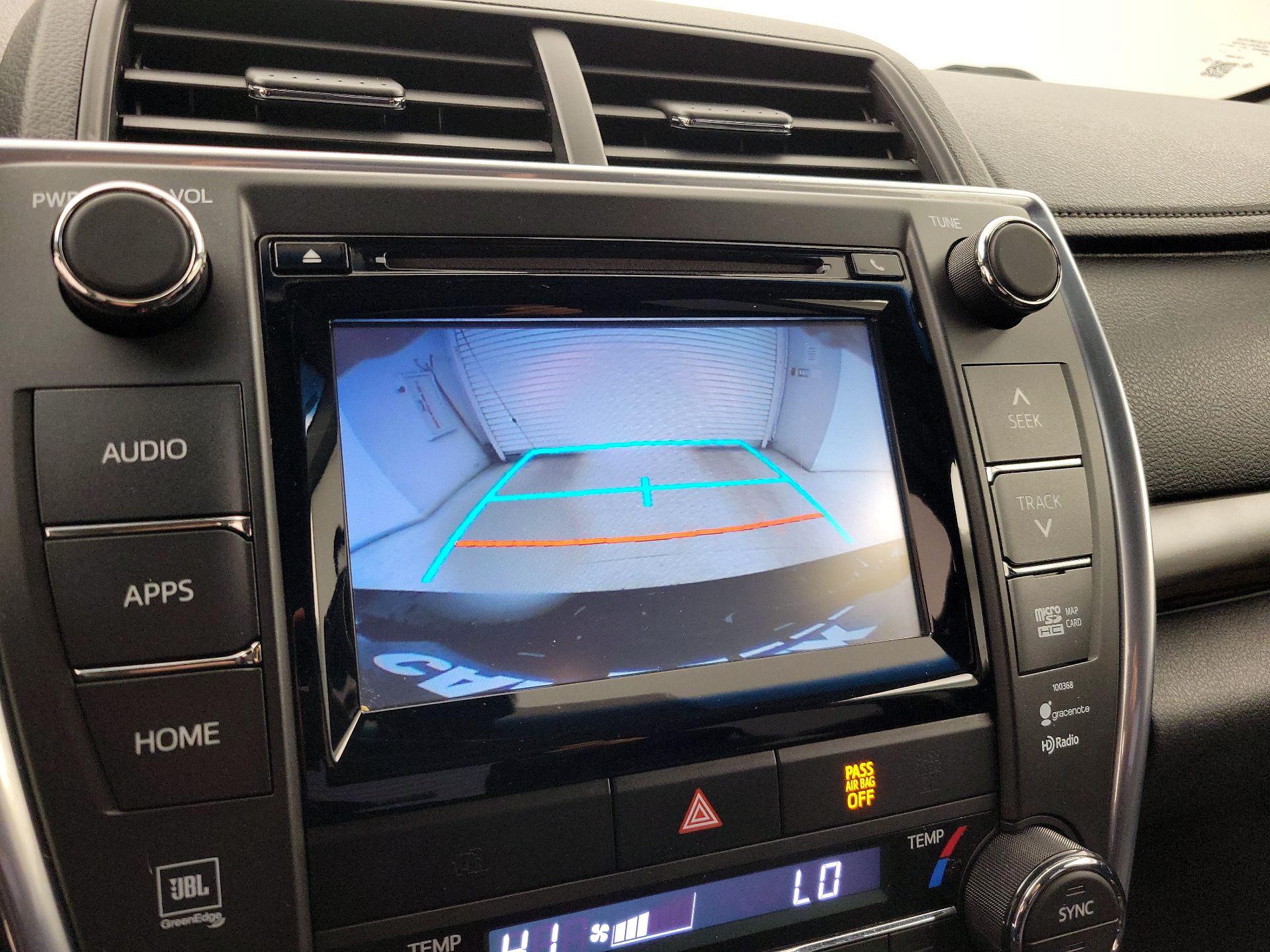 Thumbnail: 2015 Toyota Camry - 15