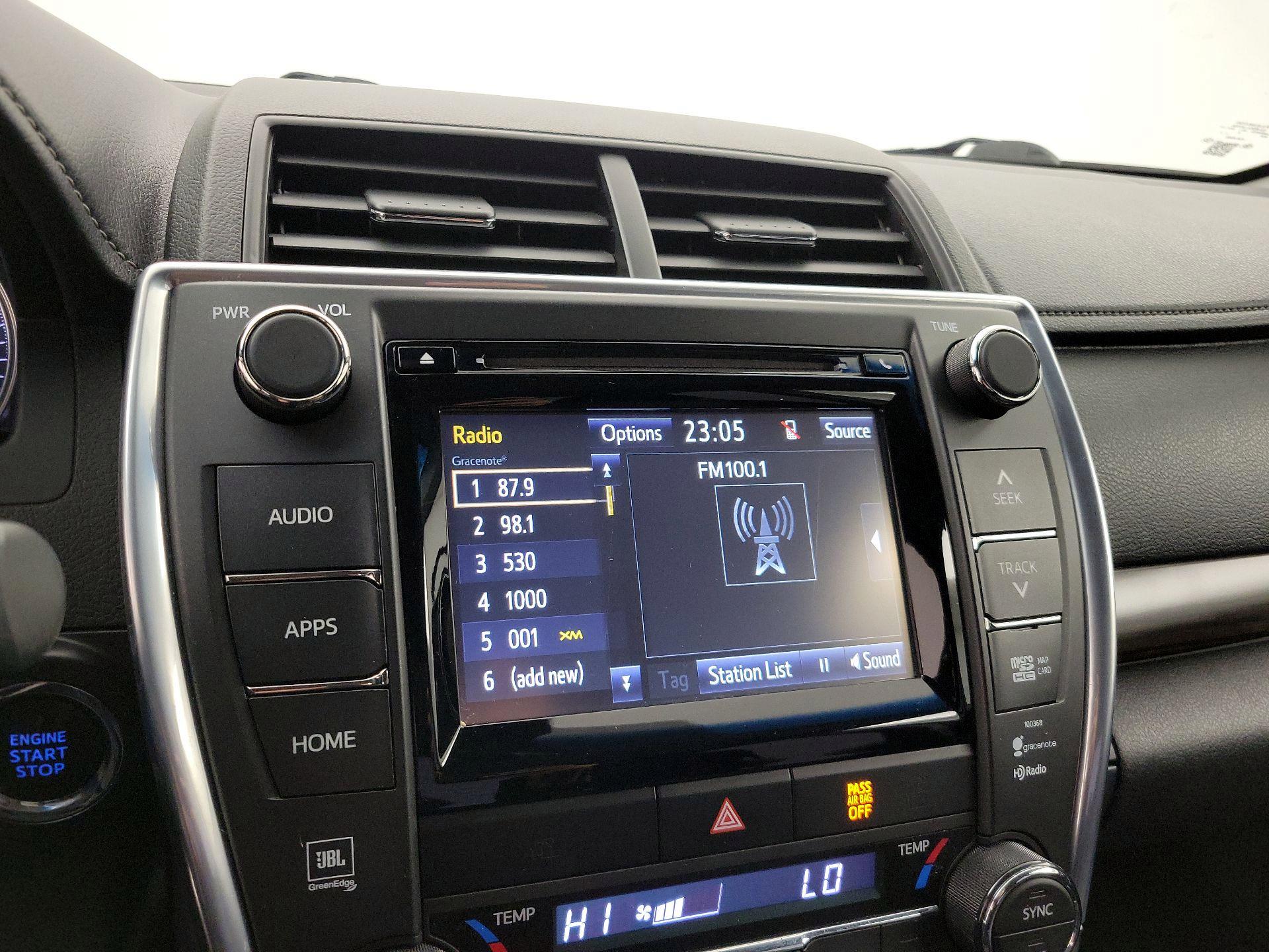 Thumbnail: 2015 Toyota Camry - 16