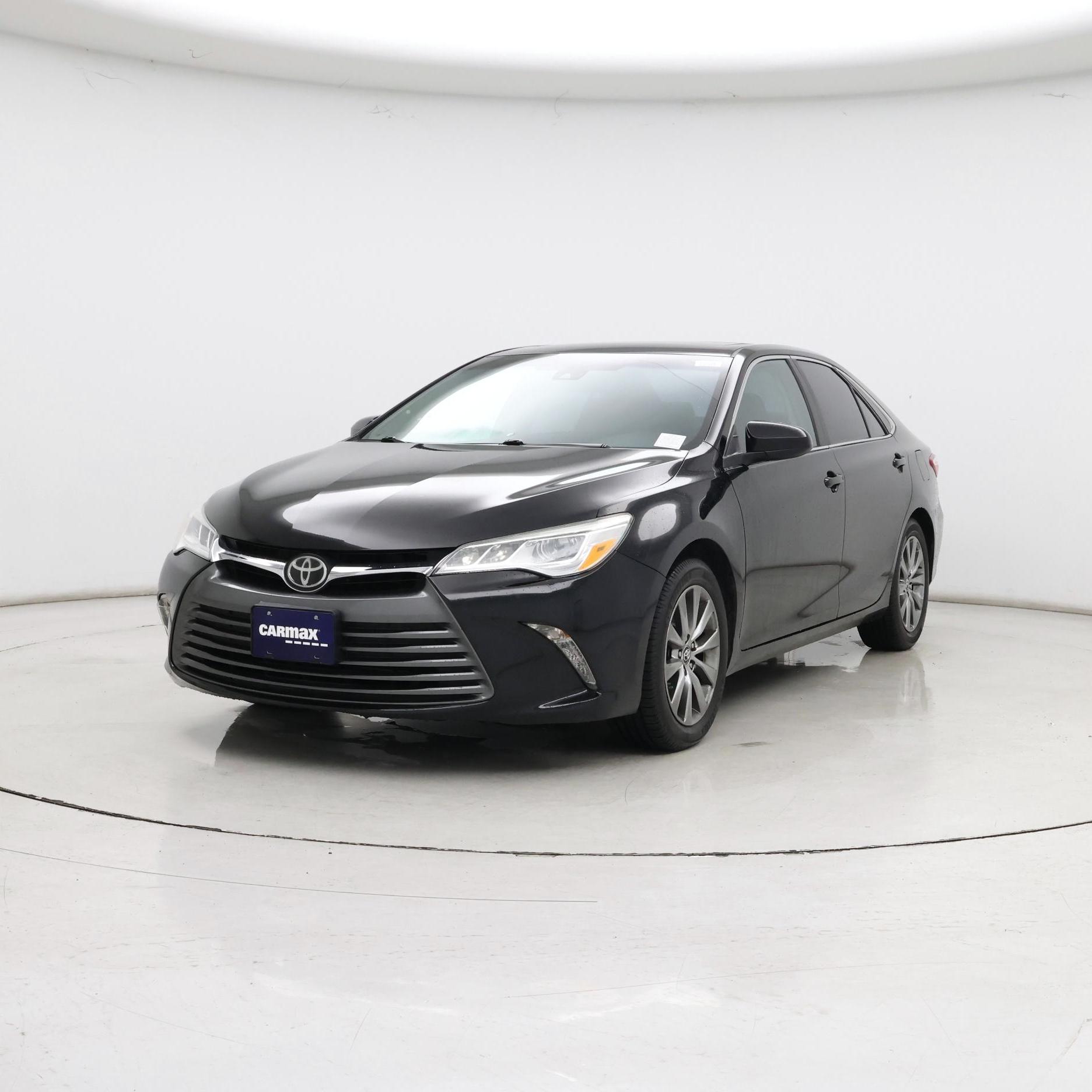 Thumbnail: 2015 Toyota Camry - 4