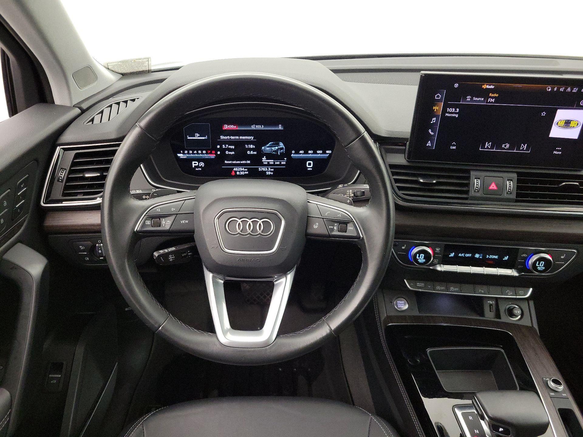 Thumbnail: 2023 Audi Q5 - 10