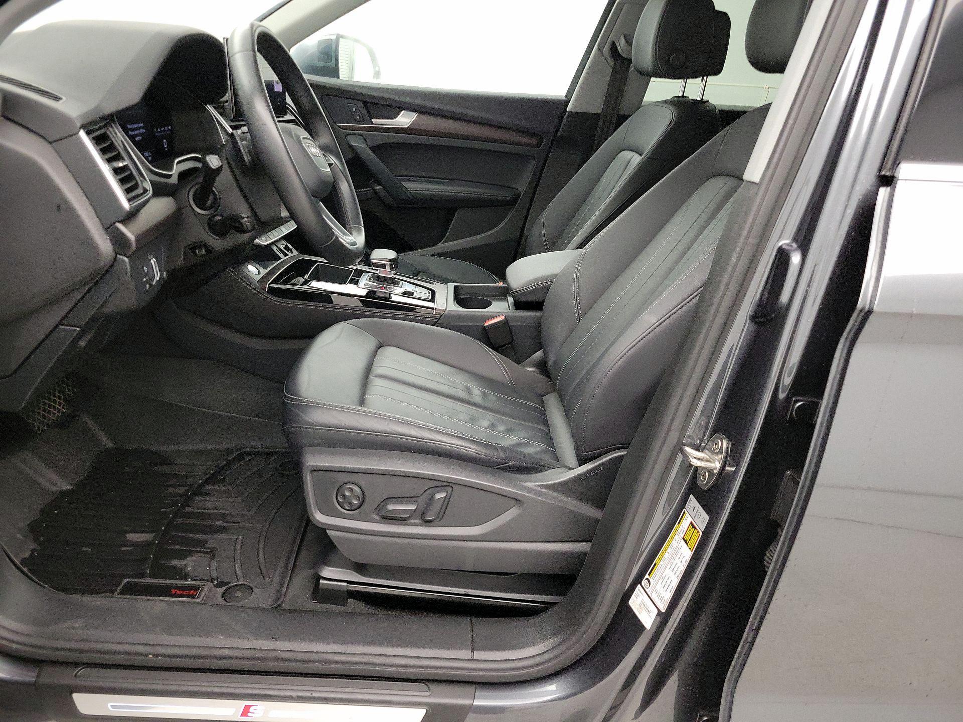 Thumbnail: 2023 Audi Q5 - 11