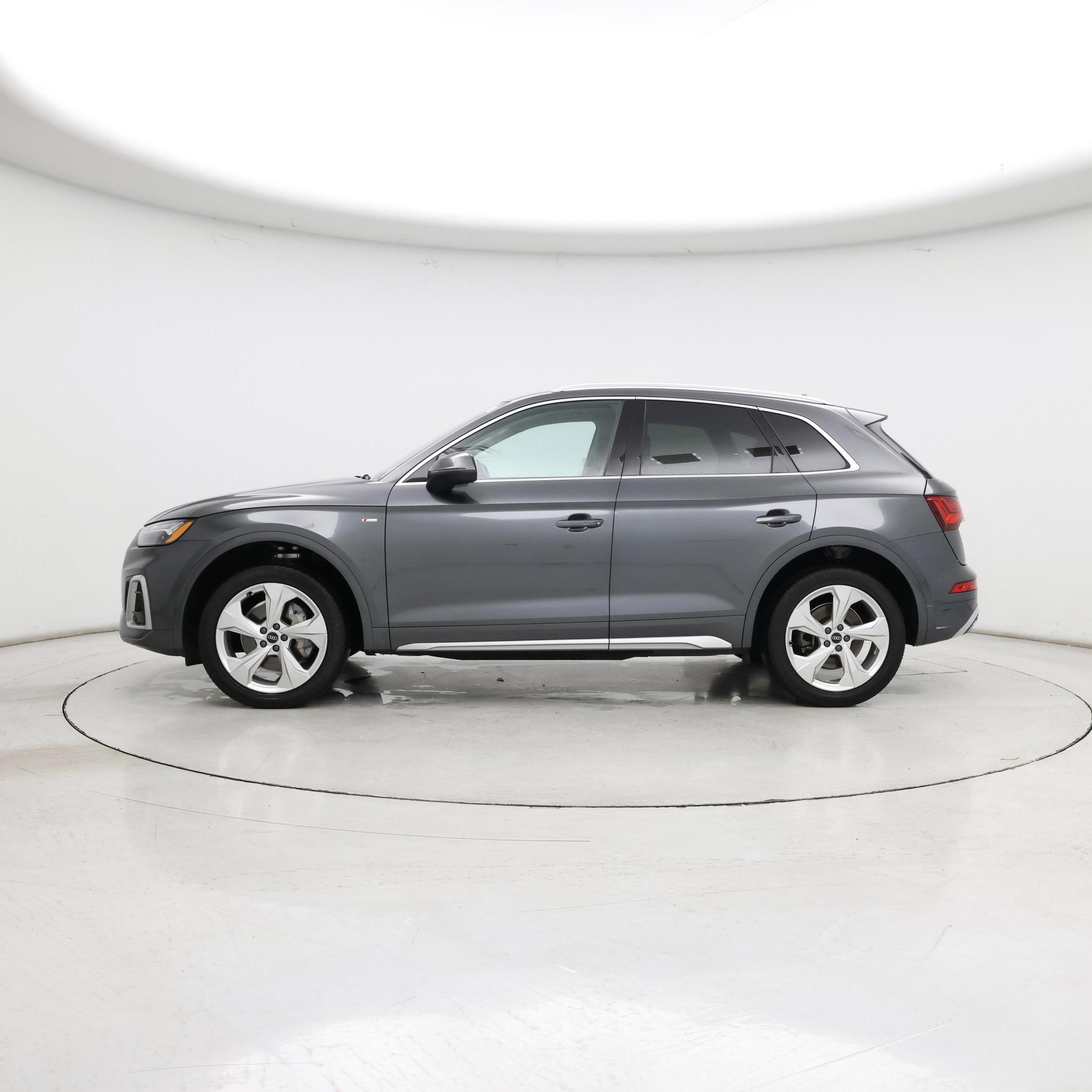 Thumbnail: 2023 Audi Q5 - 3