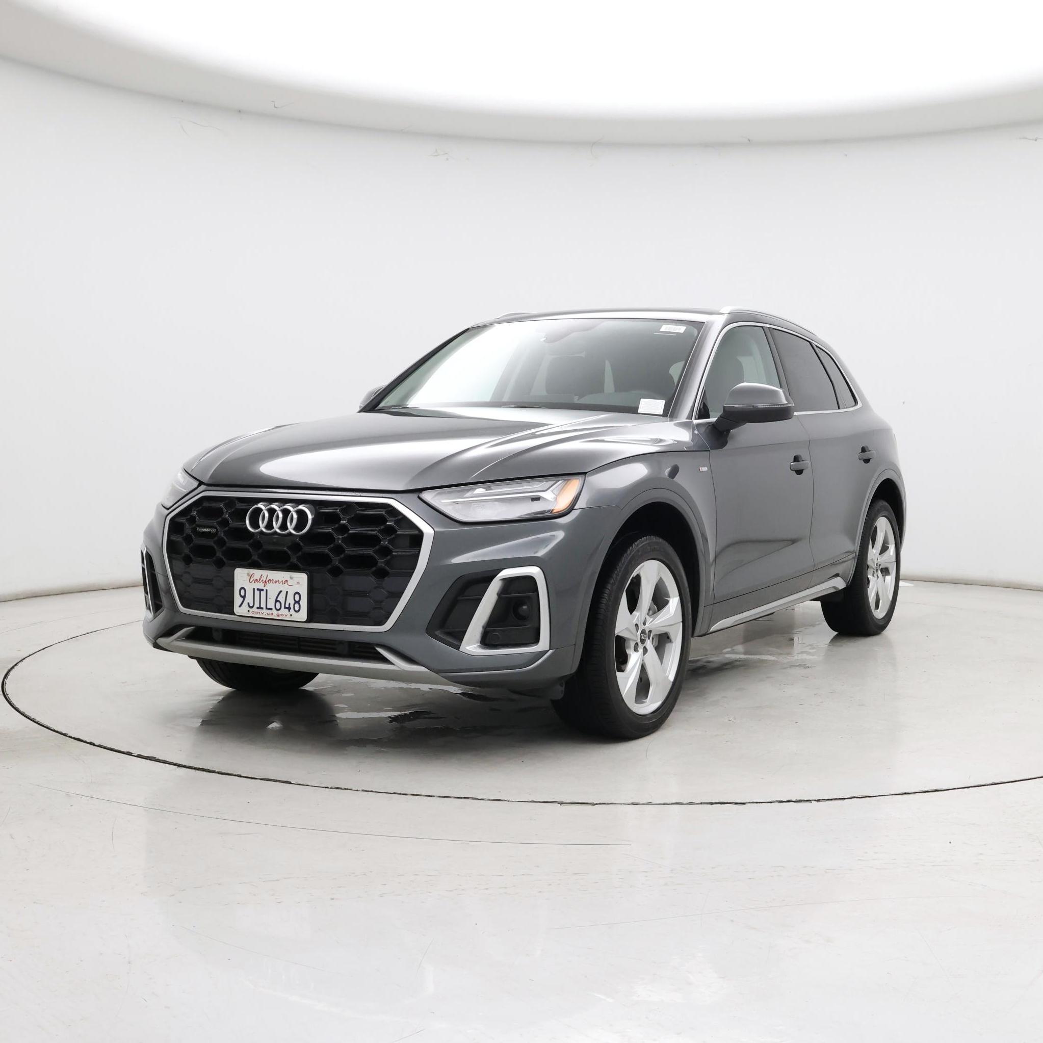 Thumbnail: 2023 Audi Q5 - 4