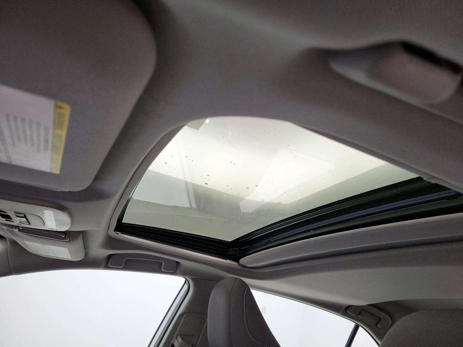 Thumbnail: 2022 Toyota Camry - 19