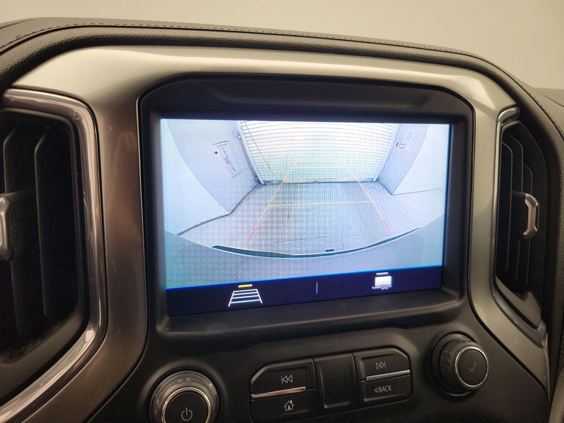 Thumbnail: 2020 Chevrolet Silverado 1500 - 15