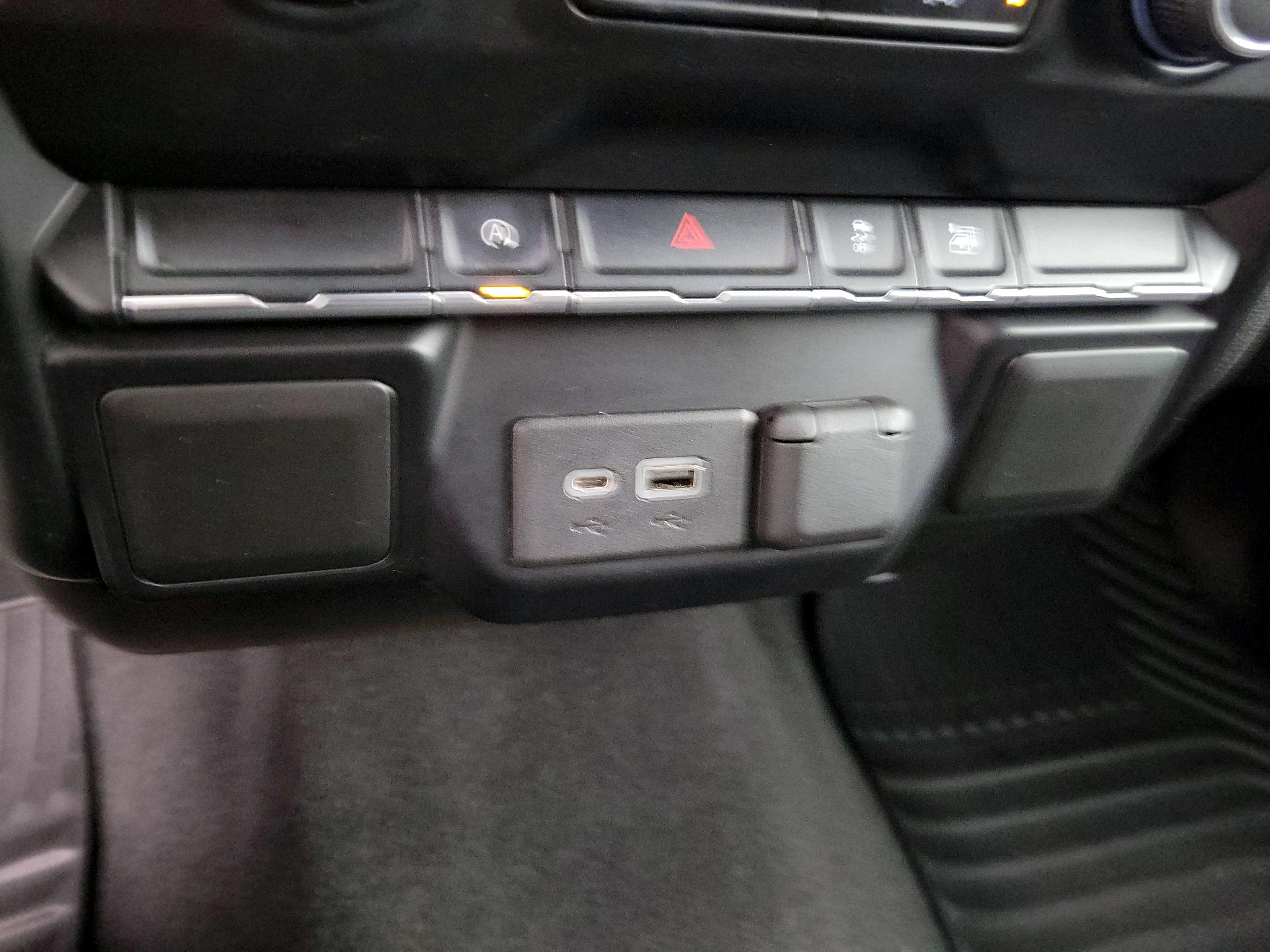 Thumbnail: 2020 Chevrolet Silverado 1500 - 19