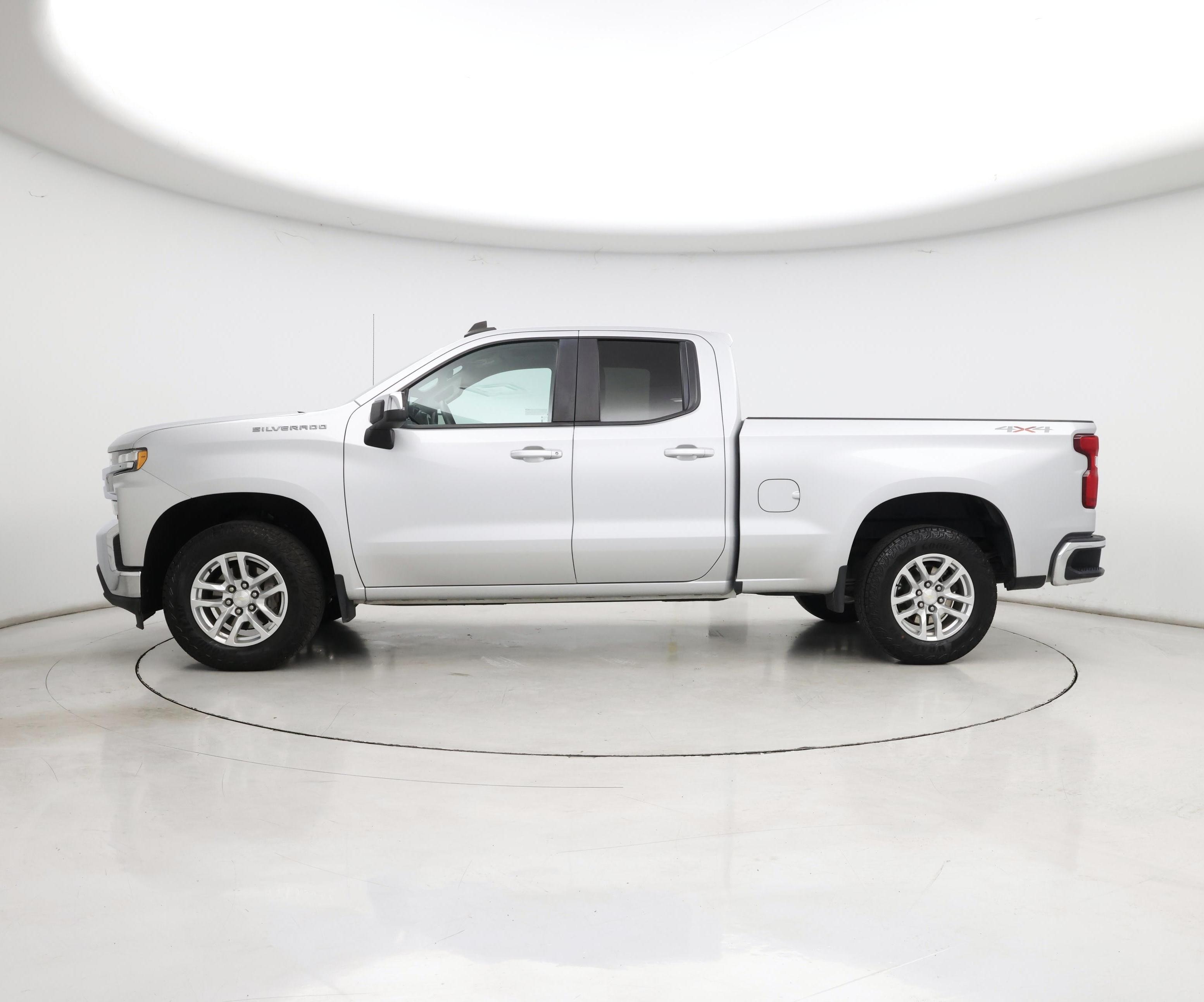 Thumbnail: 2020 Chevrolet Silverado 1500 - 3