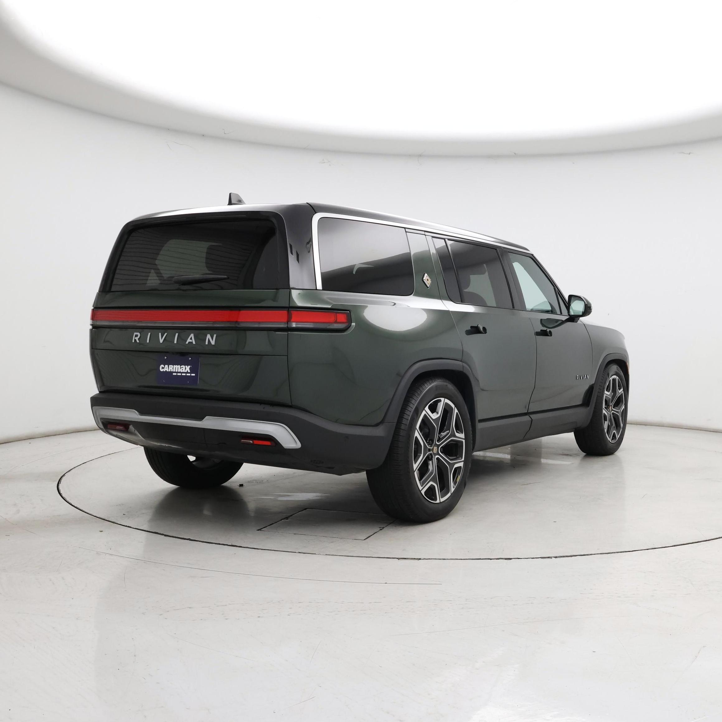 Thumbnail: 2025 Rivian R1S - 8