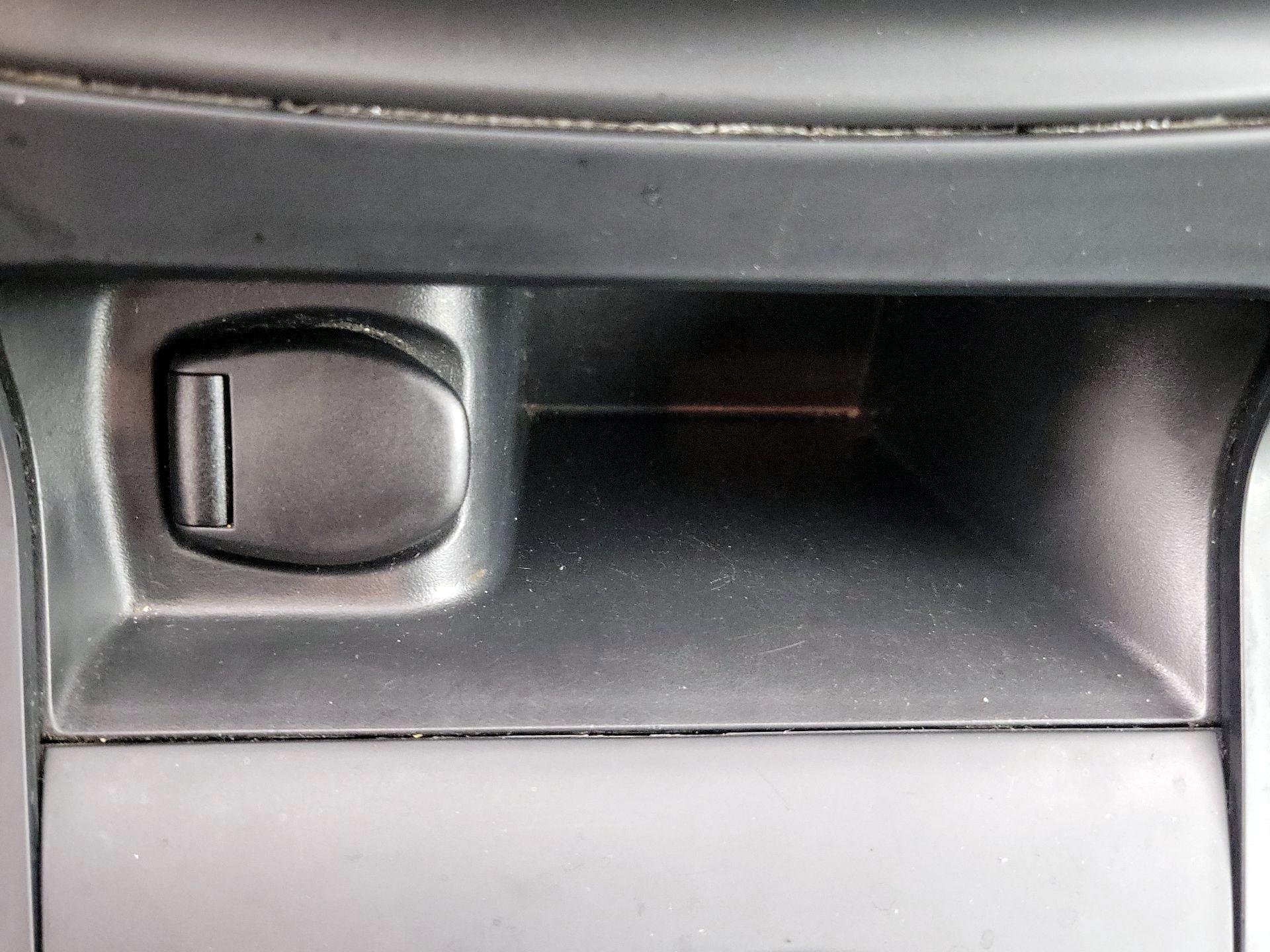 Thumbnail: 2019 Nissan Sentra - 18