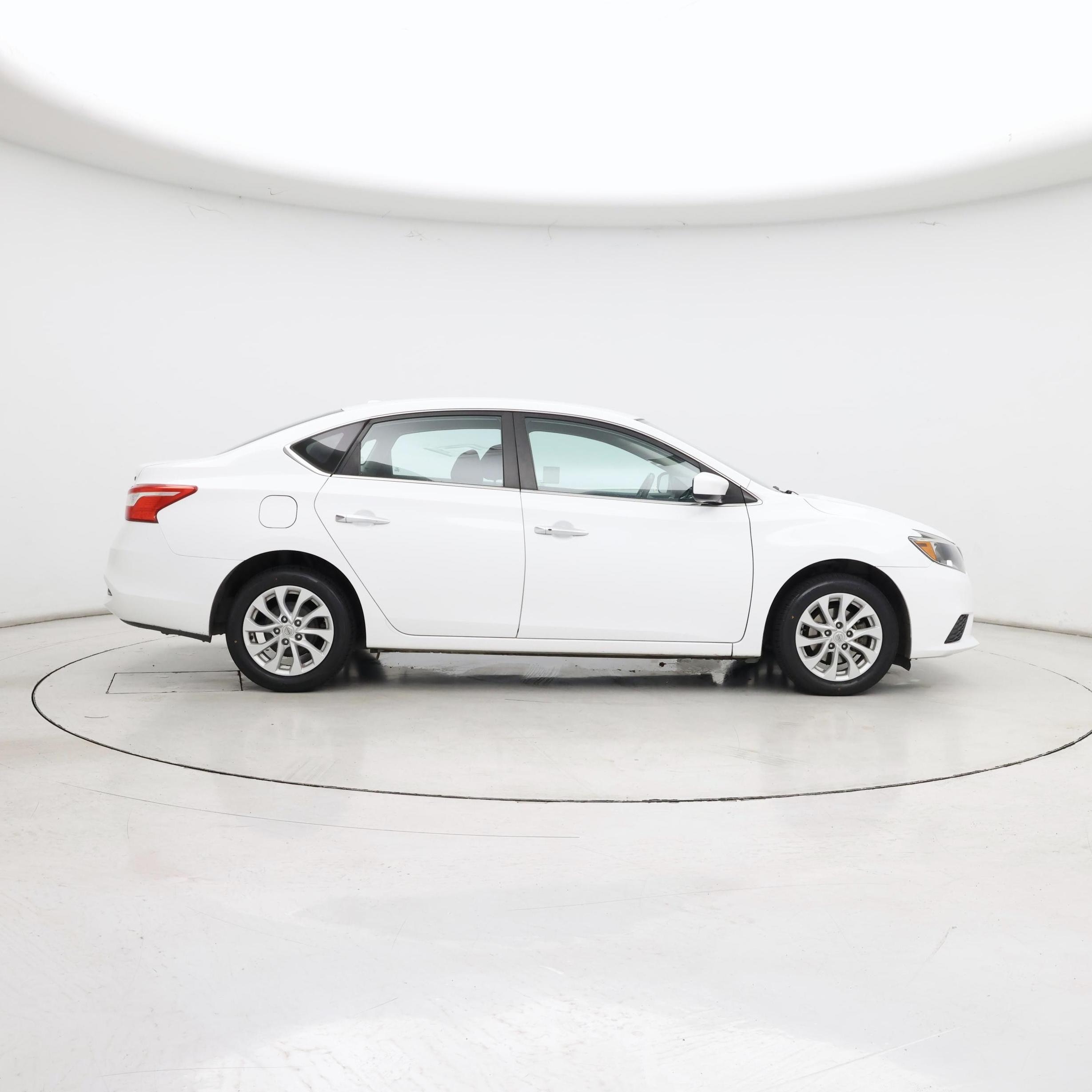 Thumbnail: 2019 Nissan Sentra - 7