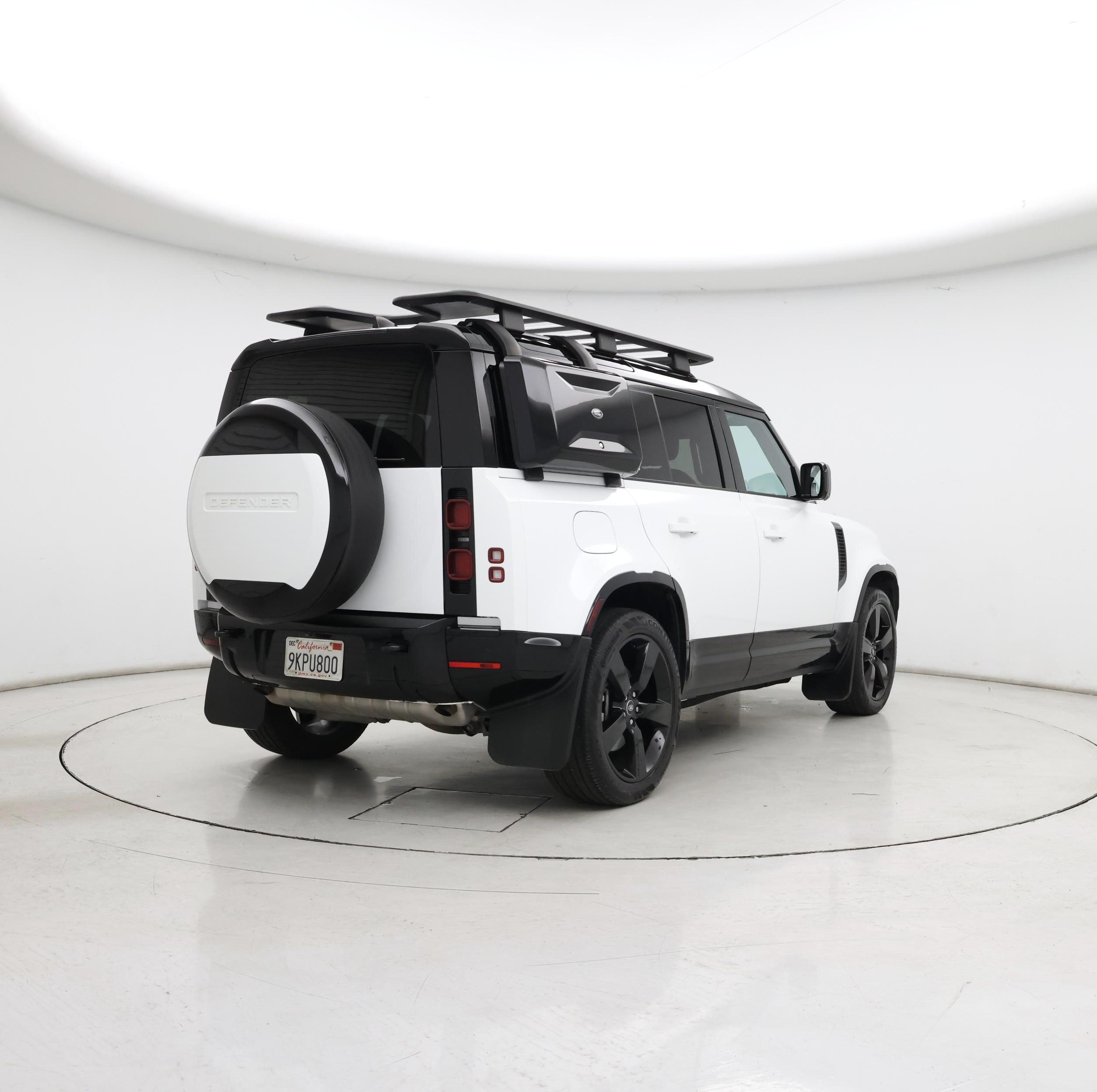 Thumbnail: 2024 Land Rover Defender - 8