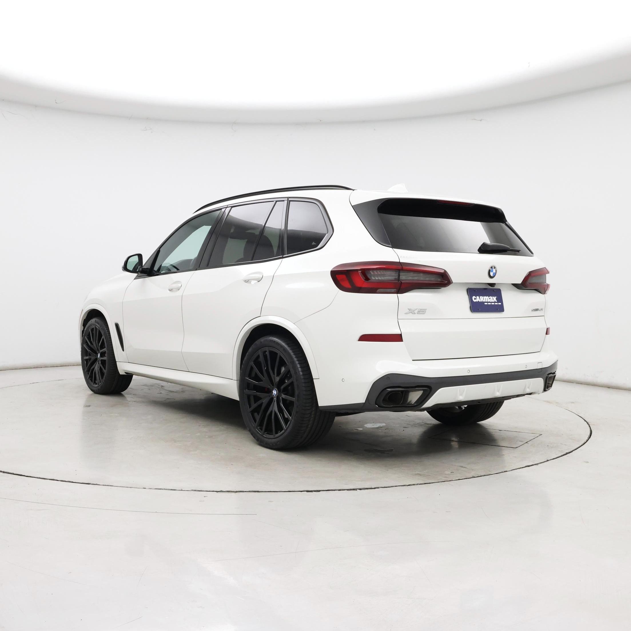 Thumbnail: 2023 BMW X5 - 2
