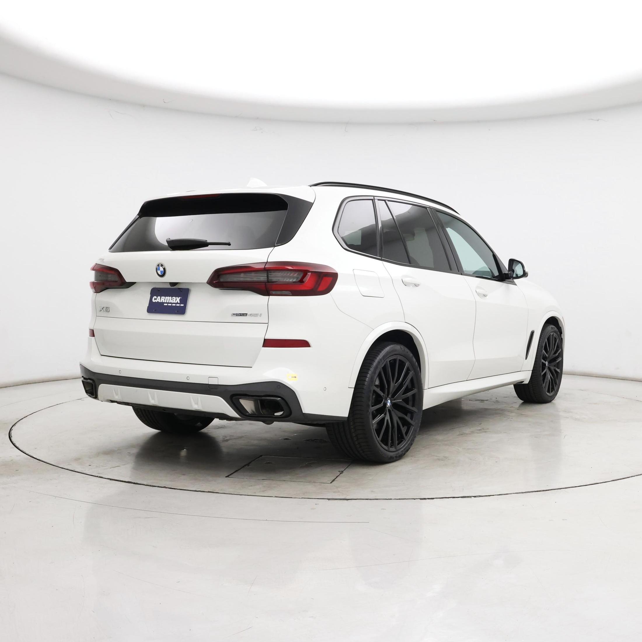 Thumbnail: 2023 BMW X5 - 8