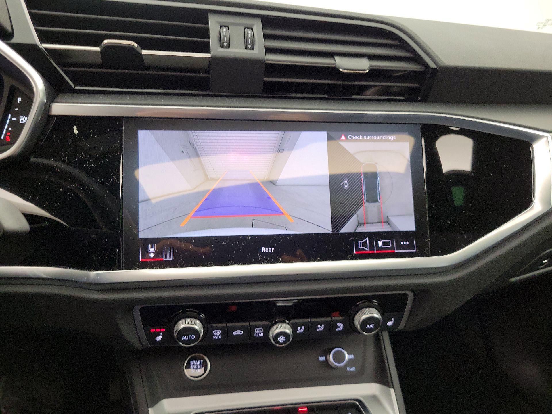 Thumbnail: 2025 Audi Q3 - 15