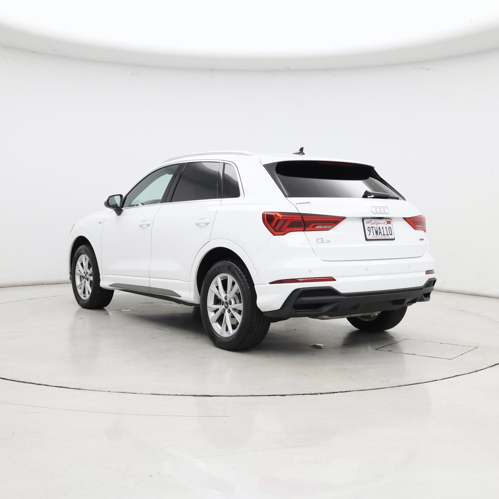 Thumbnail: 2025 Audi Q3 - 2