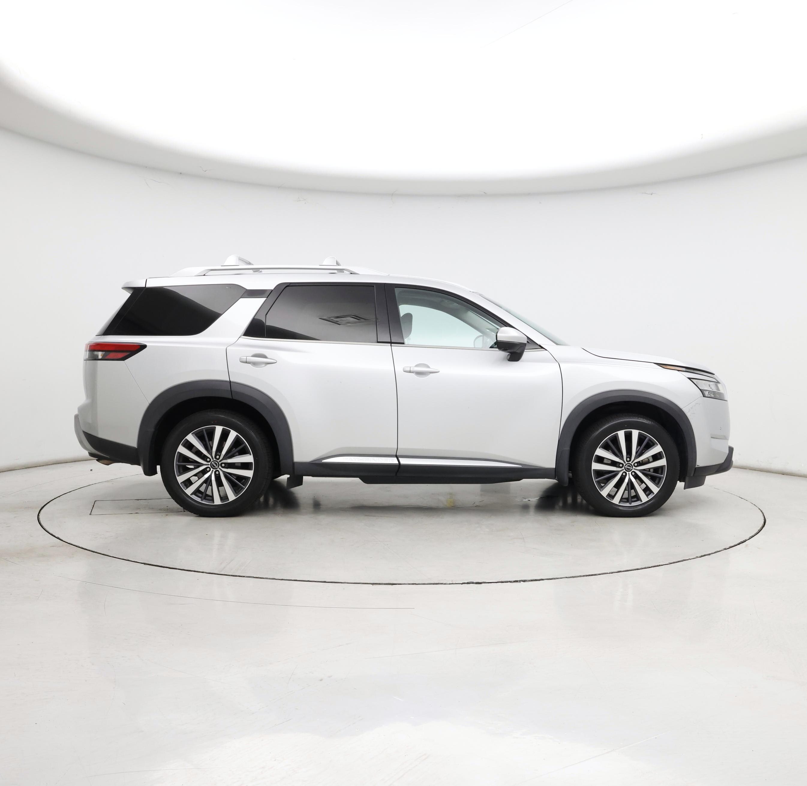 Thumbnail: 2022 Nissan Pathfinder - 7