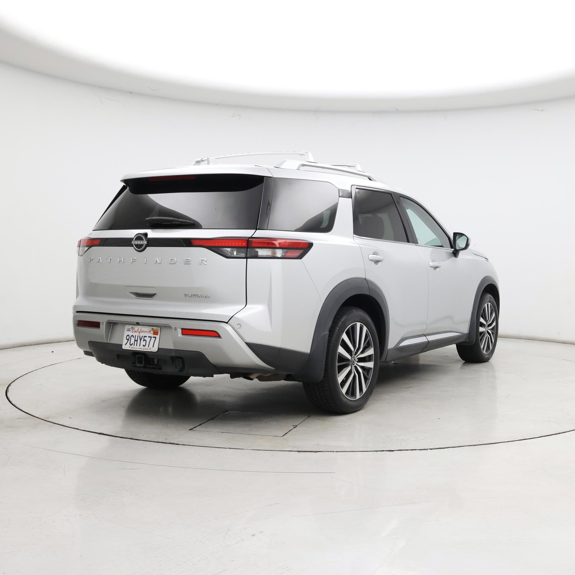 Thumbnail: 2022 Nissan Pathfinder - 8