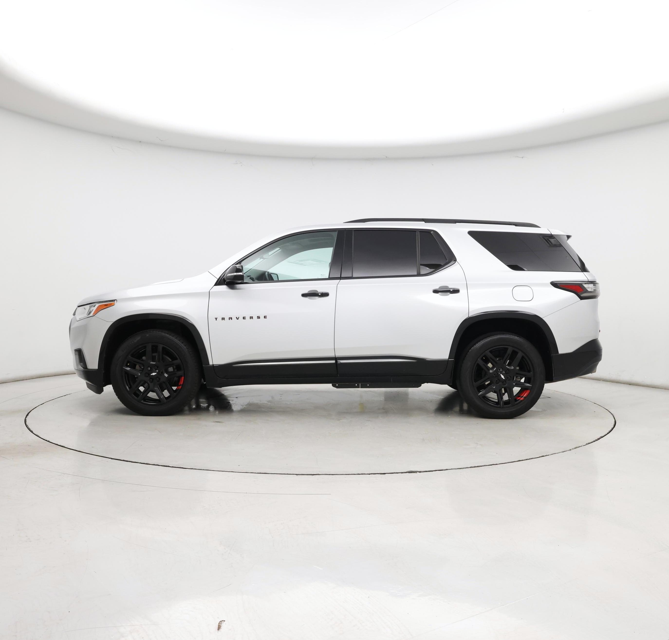 Thumbnail: 2020 Chevrolet Traverse - 3