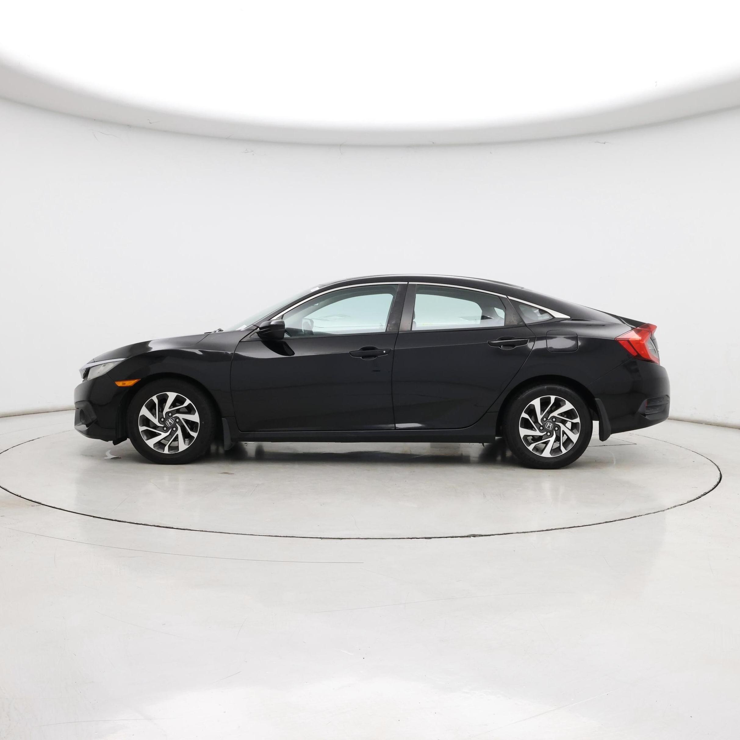 Thumbnail: 2016 Honda Civic - 3