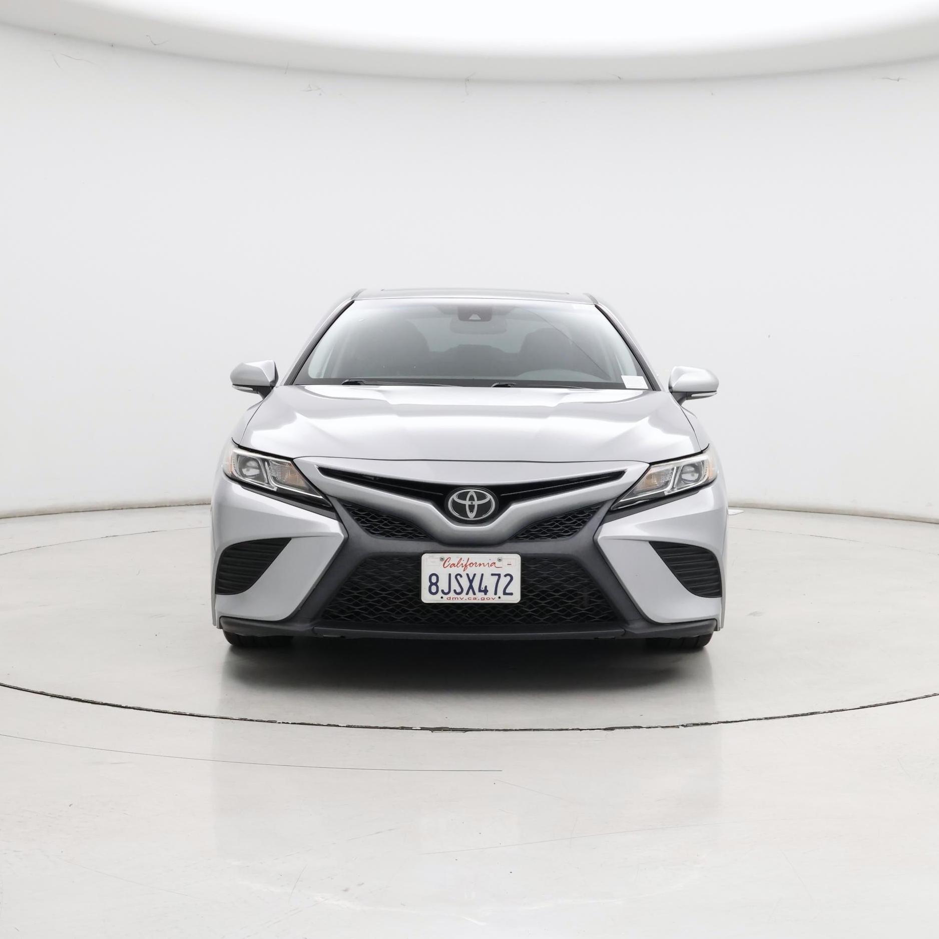 Thumbnail: 2019 Toyota Camry - 5