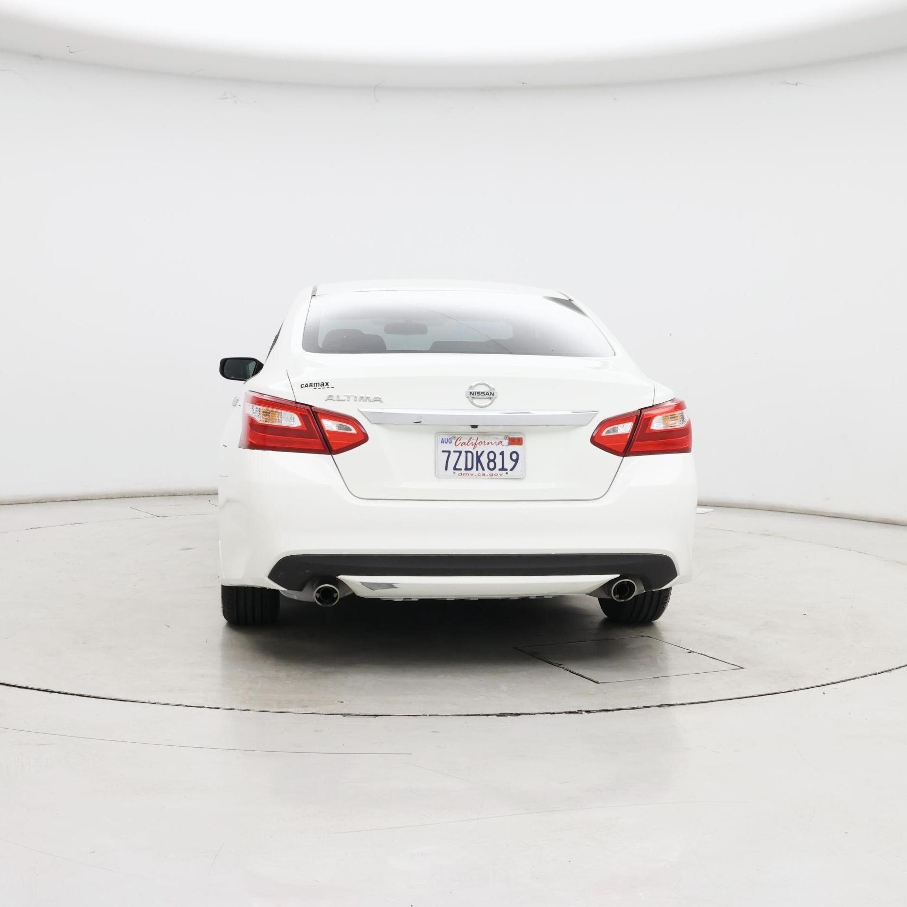 Thumbnail: 2017 Nissan Altima - 6
