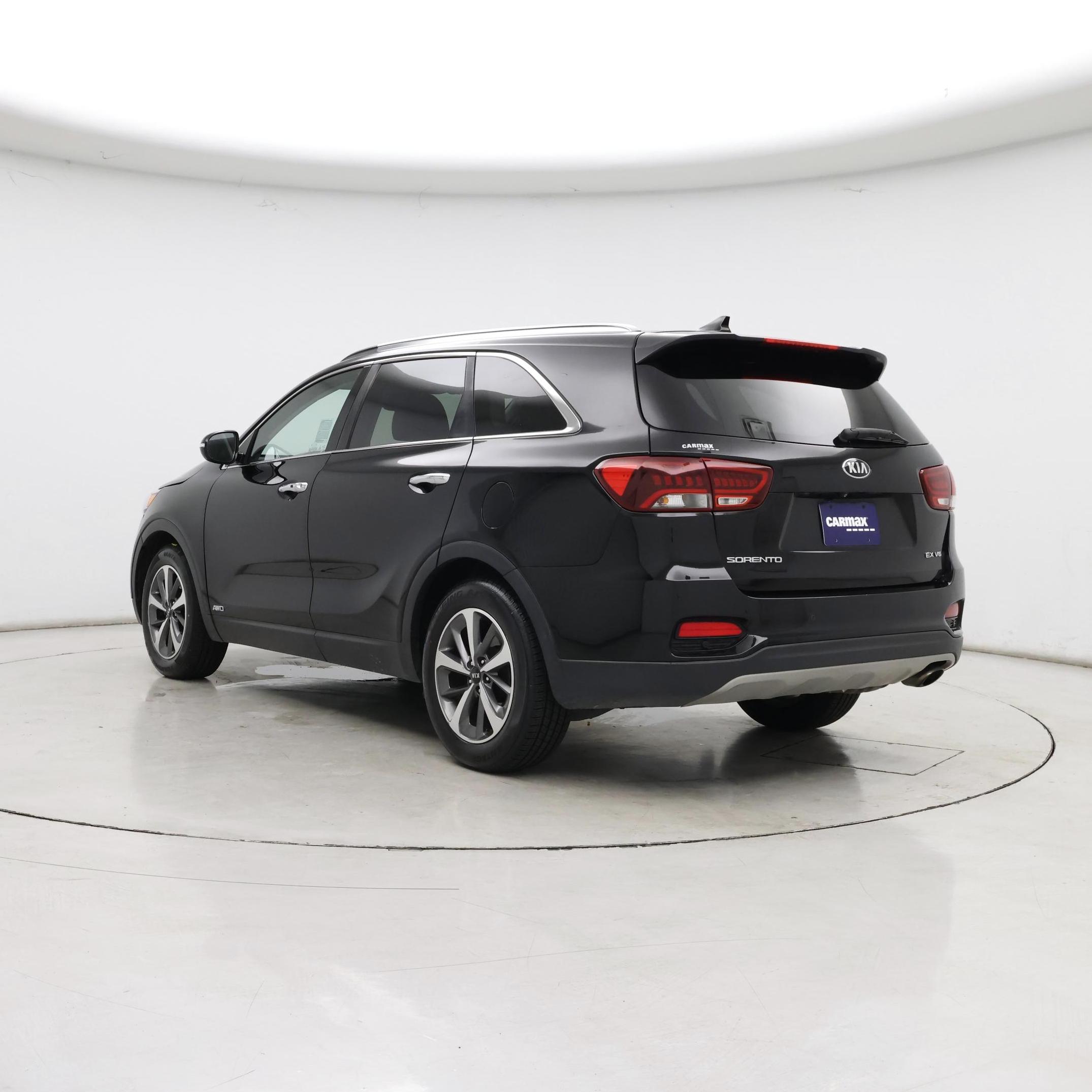 Thumbnail: 2019 Kia Sorento - 2