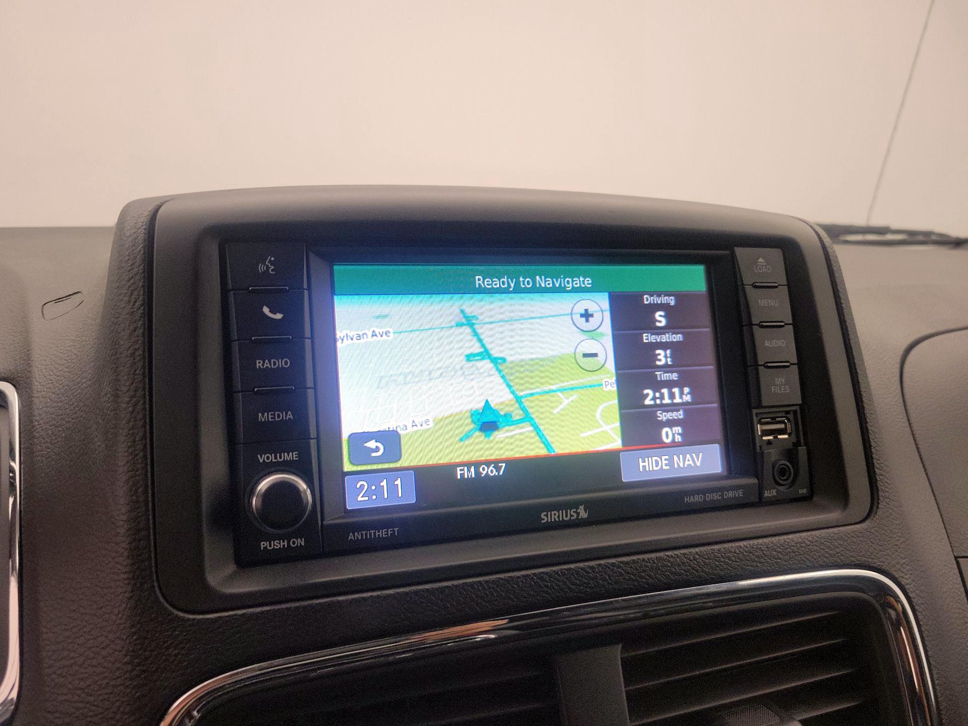 Thumbnail: 2017 Dodge Grand Caravan - 14