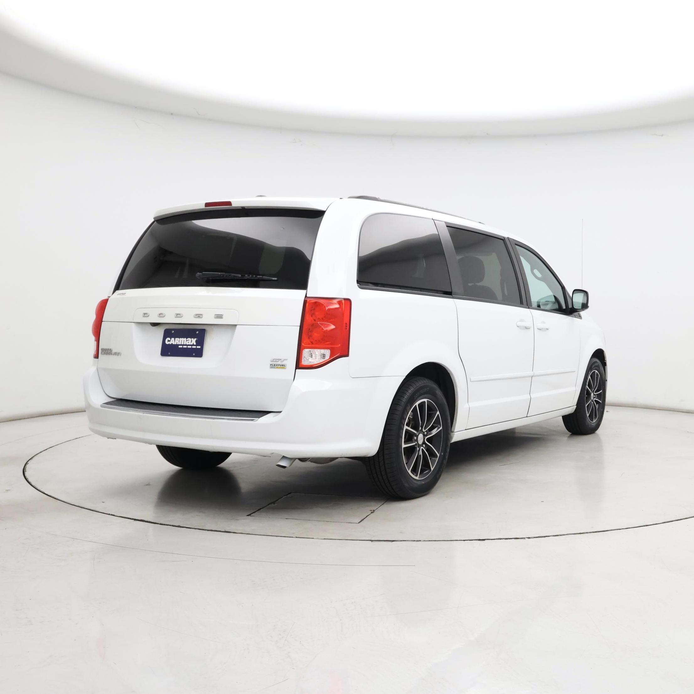 Thumbnail: 2017 Dodge Grand Caravan - 8