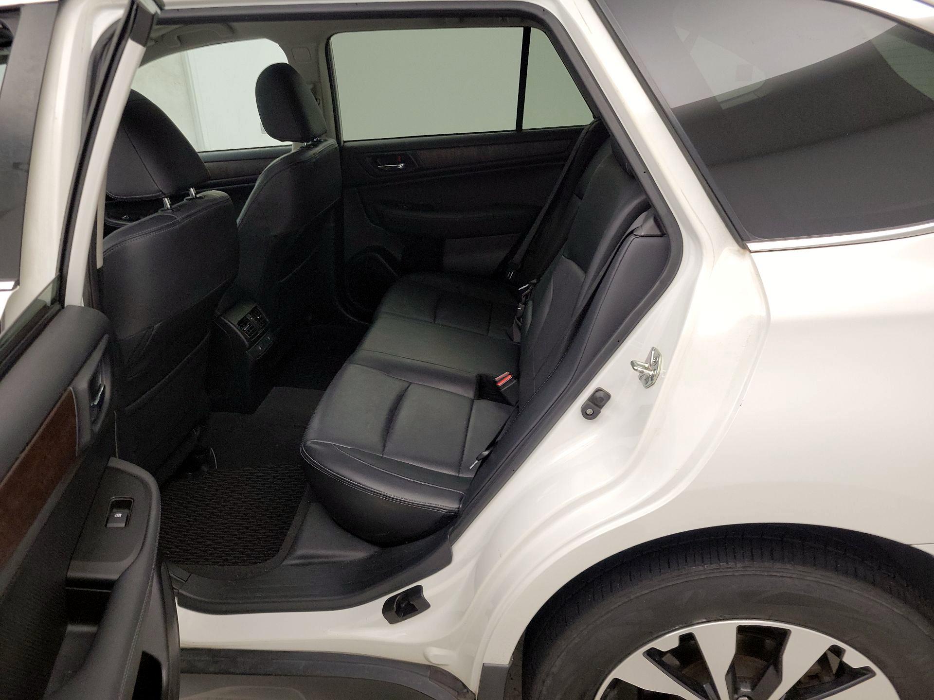 Thumbnail: 2017 Subaru Outback - 20