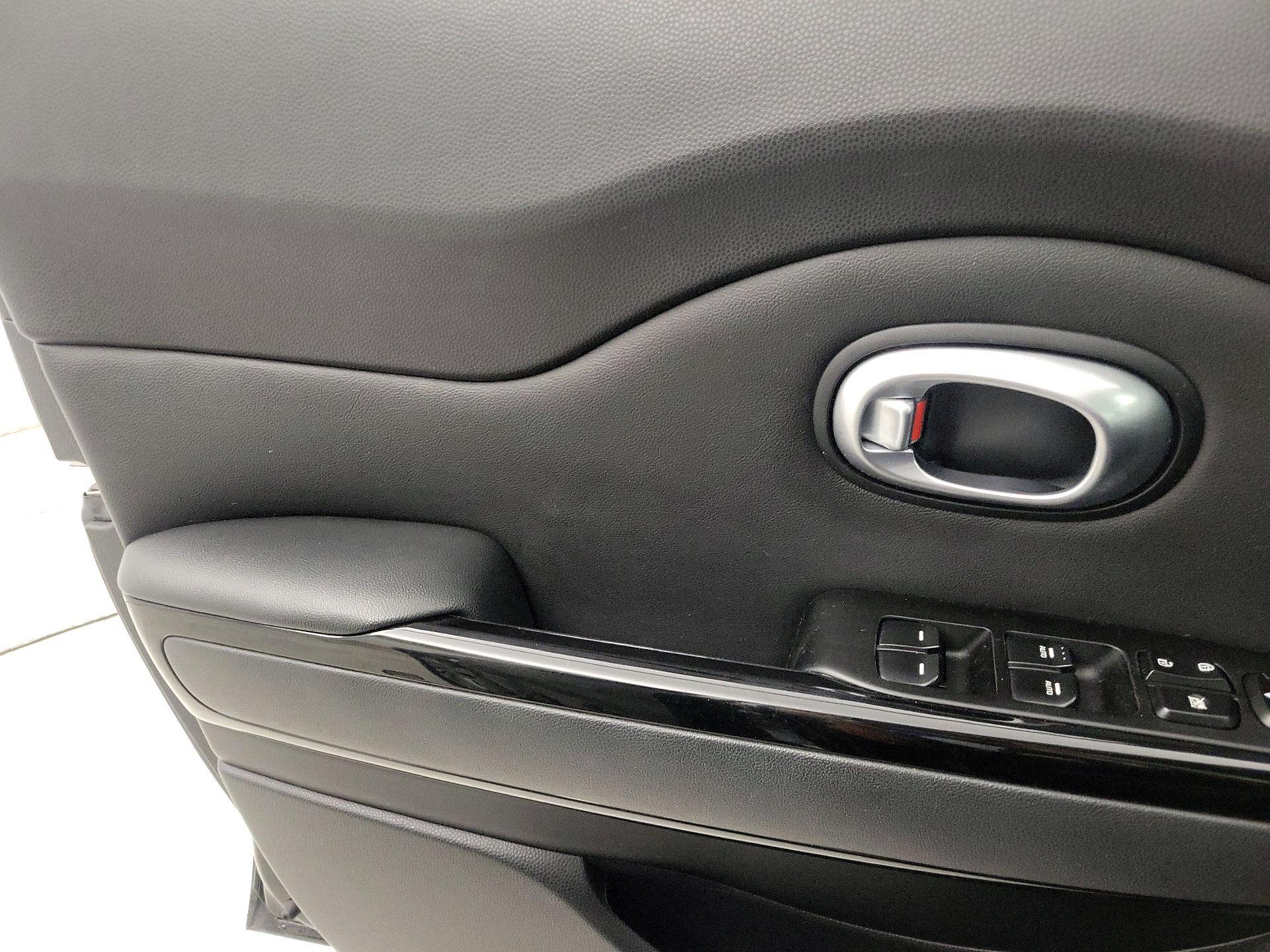 Thumbnail: 2015 Kia Soul - 12