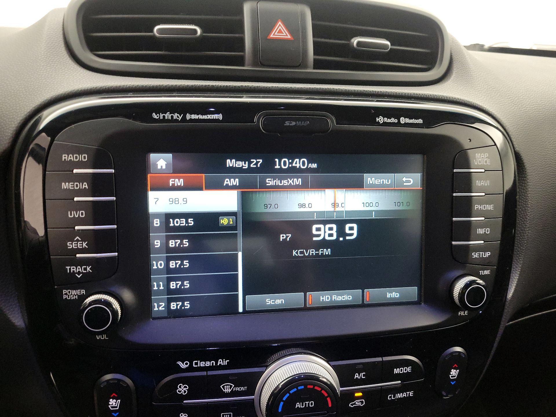 Thumbnail: 2015 Kia Soul - 16