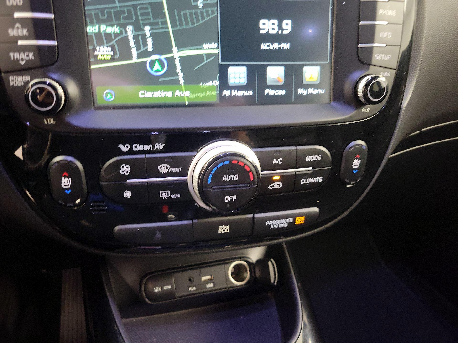 Thumbnail: 2015 Kia Soul - 17