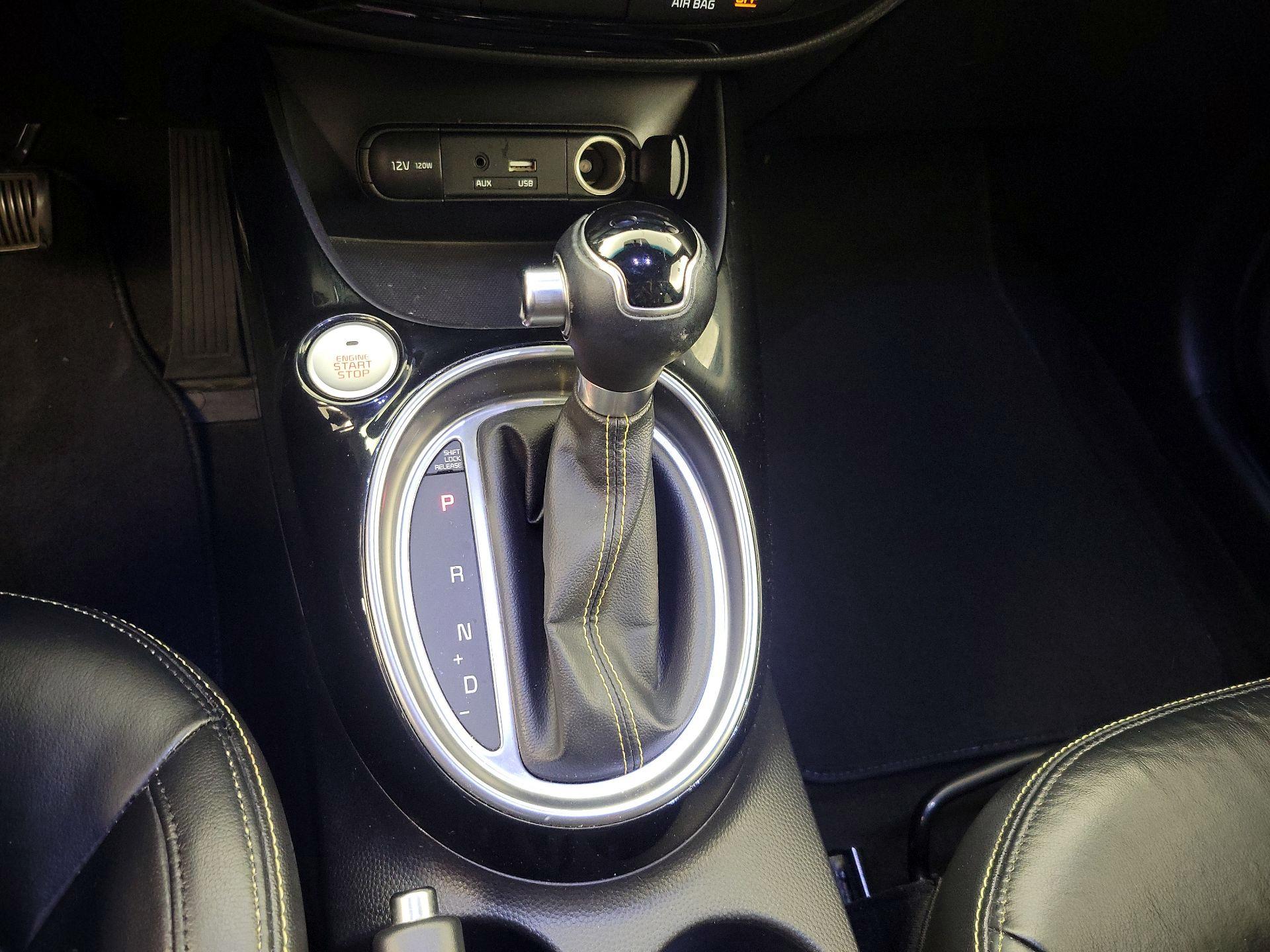 Thumbnail: 2015 Kia Soul - 18