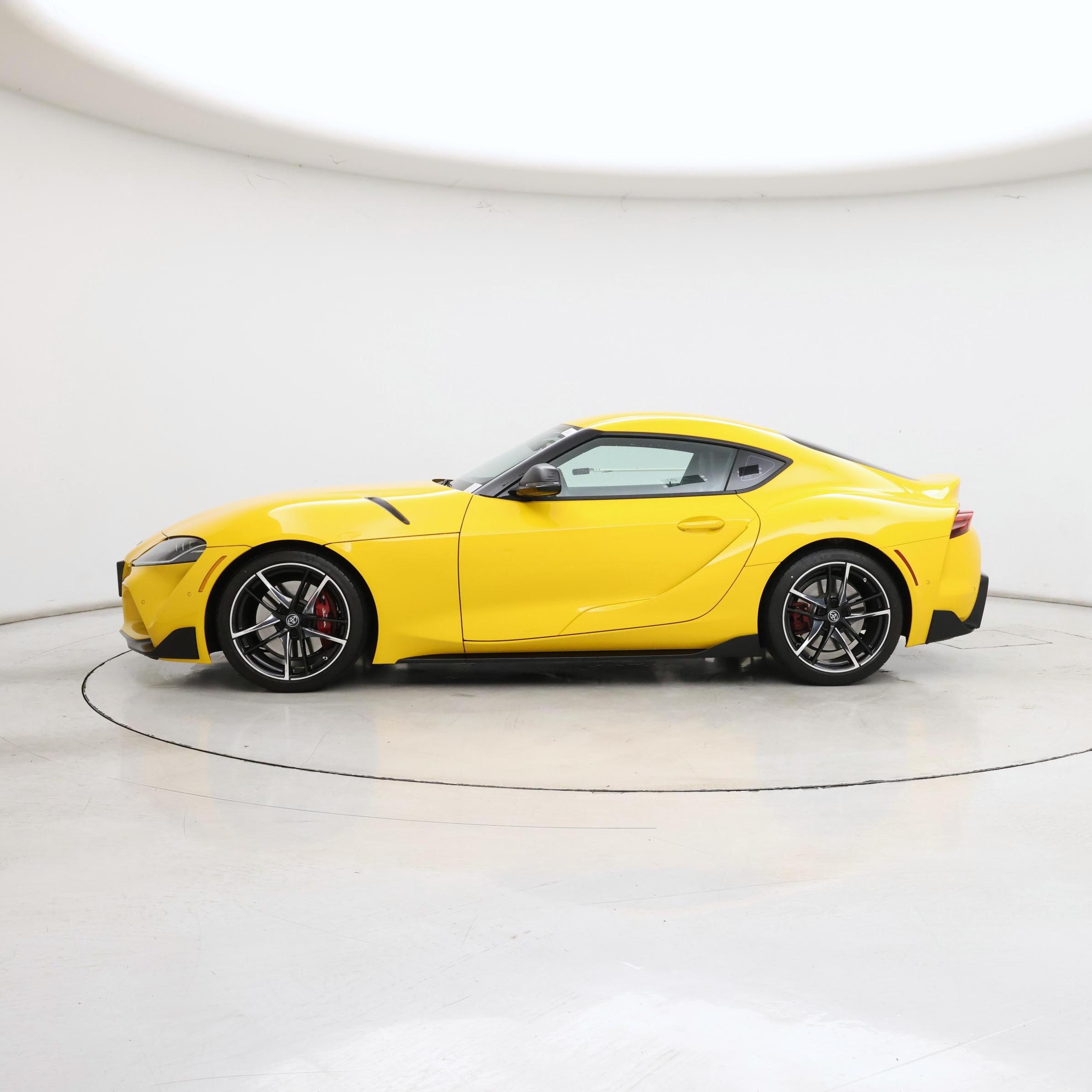 Thumbnail: 2022 Toyota Supra - 3