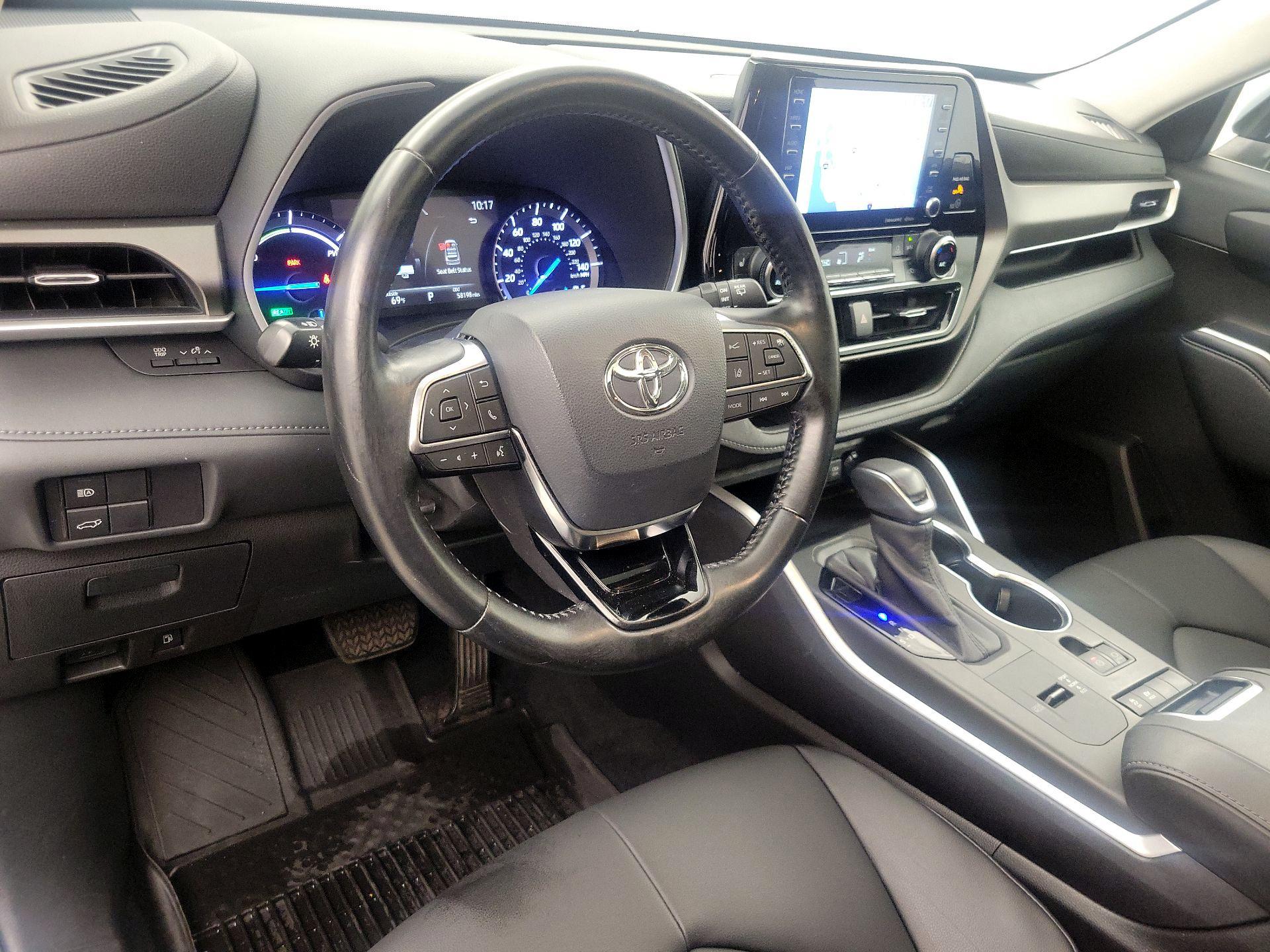 Thumbnail: 2020 Toyota Highlander - 9